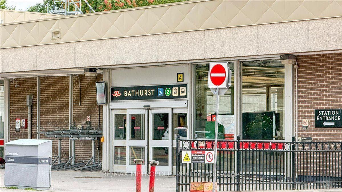 558 BLOOR ST Street, Toronto, ON M6G 1K1, Toronto C02, ON — photo 46 of 50