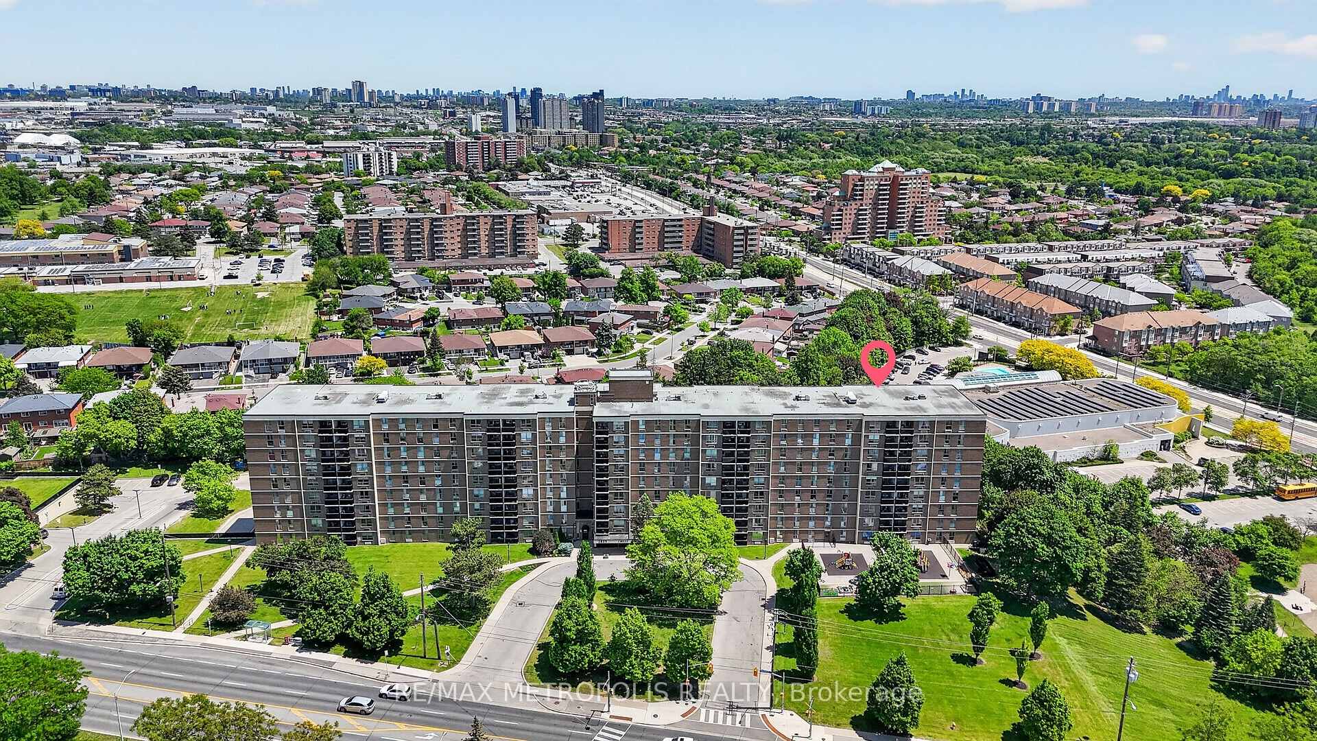 2825 Islington Avenue 104, Toronto W05, ON M9L 2K1, Toronto W05, ON — photo 7 of 40