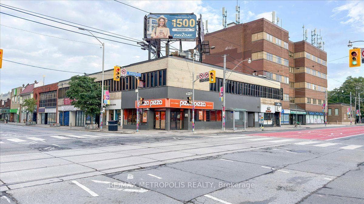 558 BLOOR ST Street, Toronto, ON M6G 1K1, Toronto C02, ON — photo 6 of 50