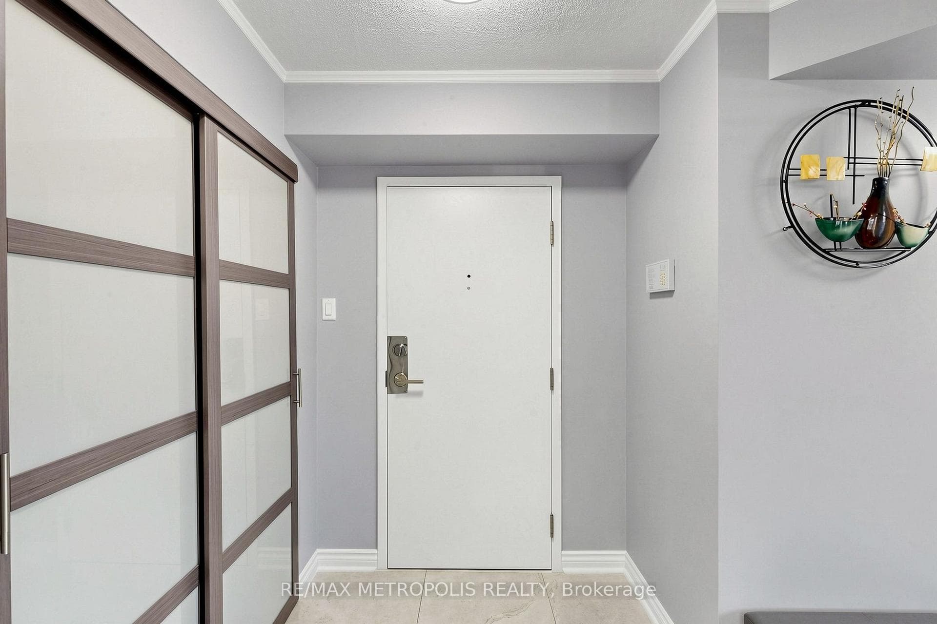 1111 Bough Beeches Boulevard 207, Mississauga, ON L4W 4N1, Mississauga, ON — photo 36 of 49