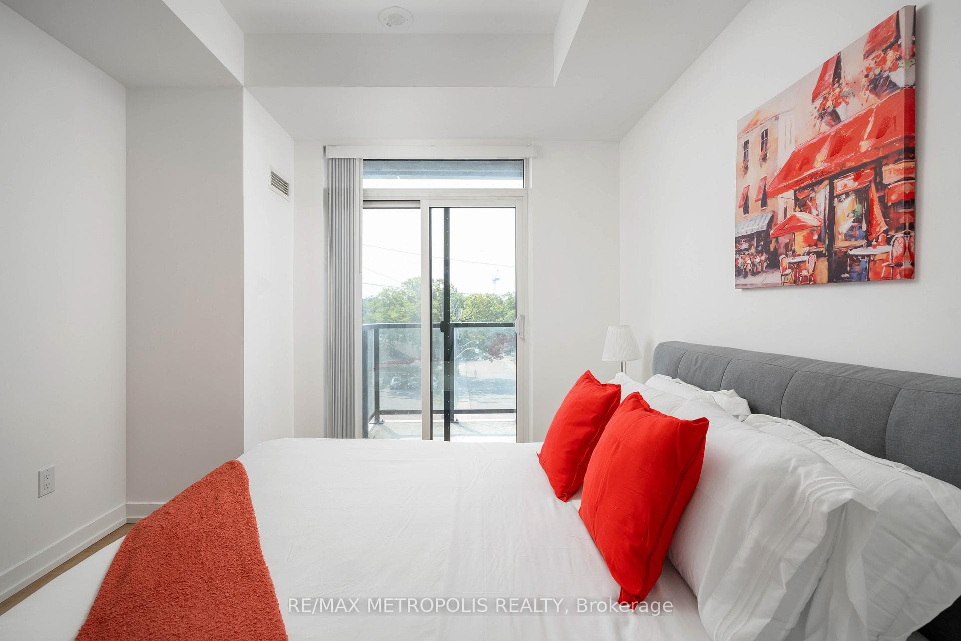 2300 St Clair Avenue W 407, Toronto W02, ON M6N 0B3, Toronto W02, ON — photo 27 of 51