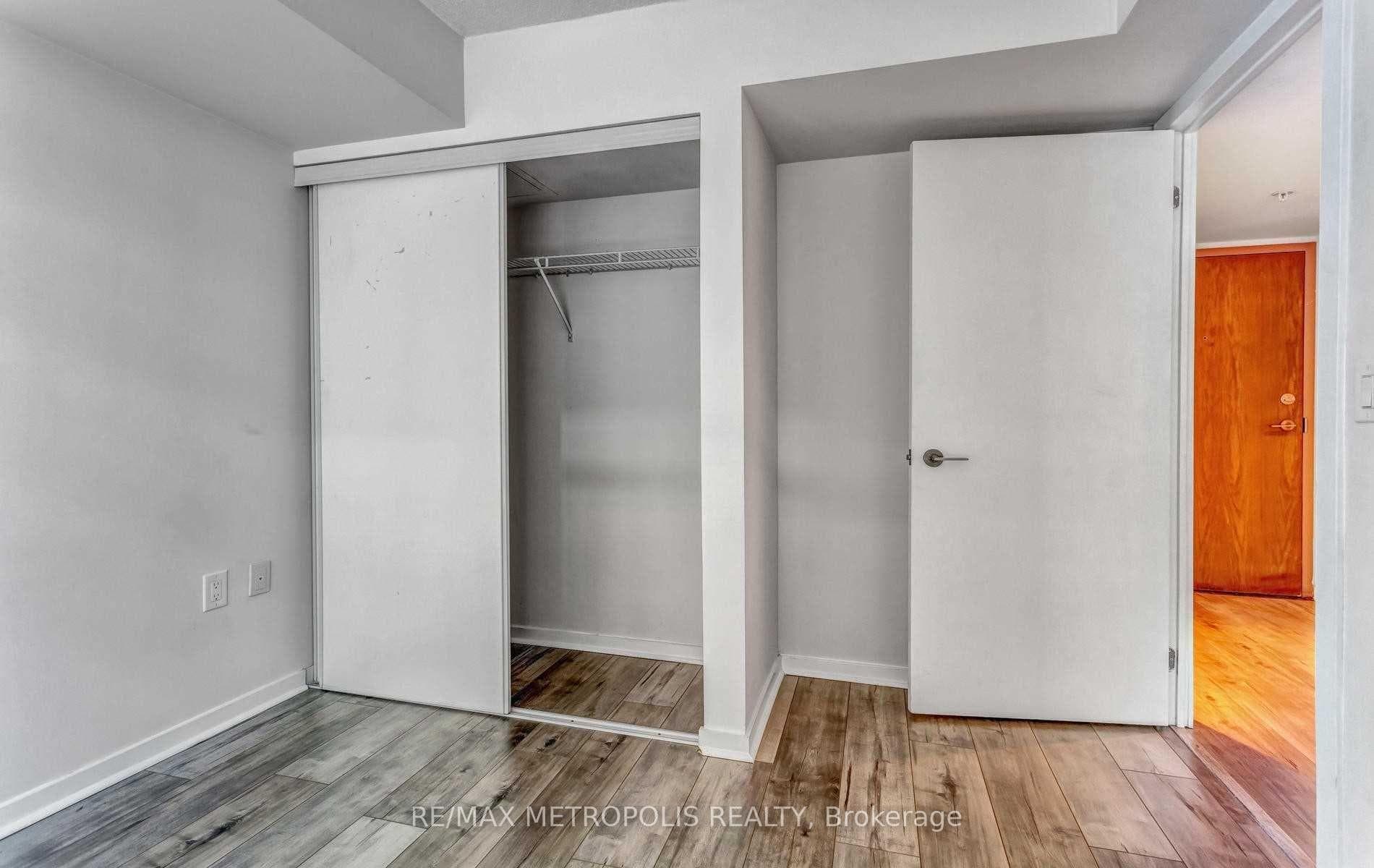 36 Lisgar Street 712E, Toronto, ON M6J 0C7, Toronto C01, ON — photo 15 of 25