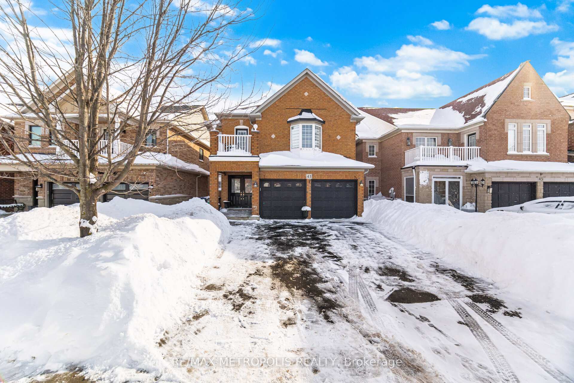 43 El Camino Way, Brampton, ON L7A 3C4, Brampton, ON — photo 2 of 52