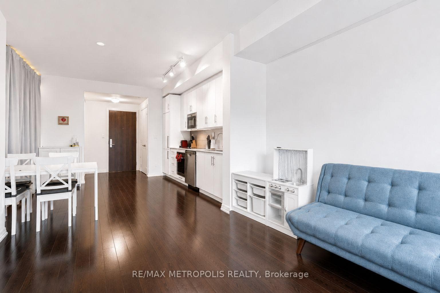 460 Adelaide Street E 520, Toronto, ON M5A 0E7, Toronto C08, ON — photo 14 of 46