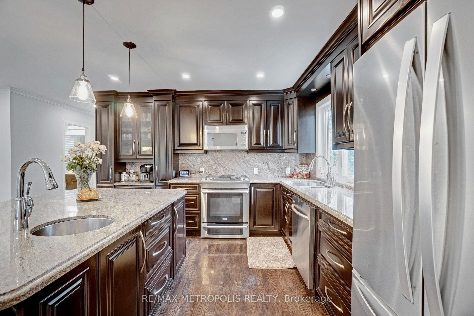 1872 Appleview Road, Pickering, ON L1V 1T8, Pickering, ON — photo 13 of 50