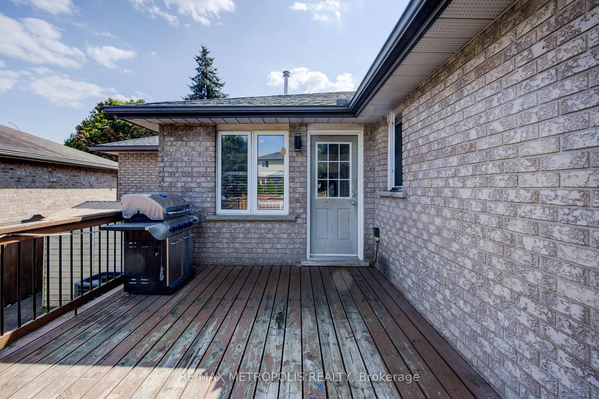 258 Saginaw Parkway, Cambridge, ON N1T 1R7, Cambridge, ON — photo 36 of 38