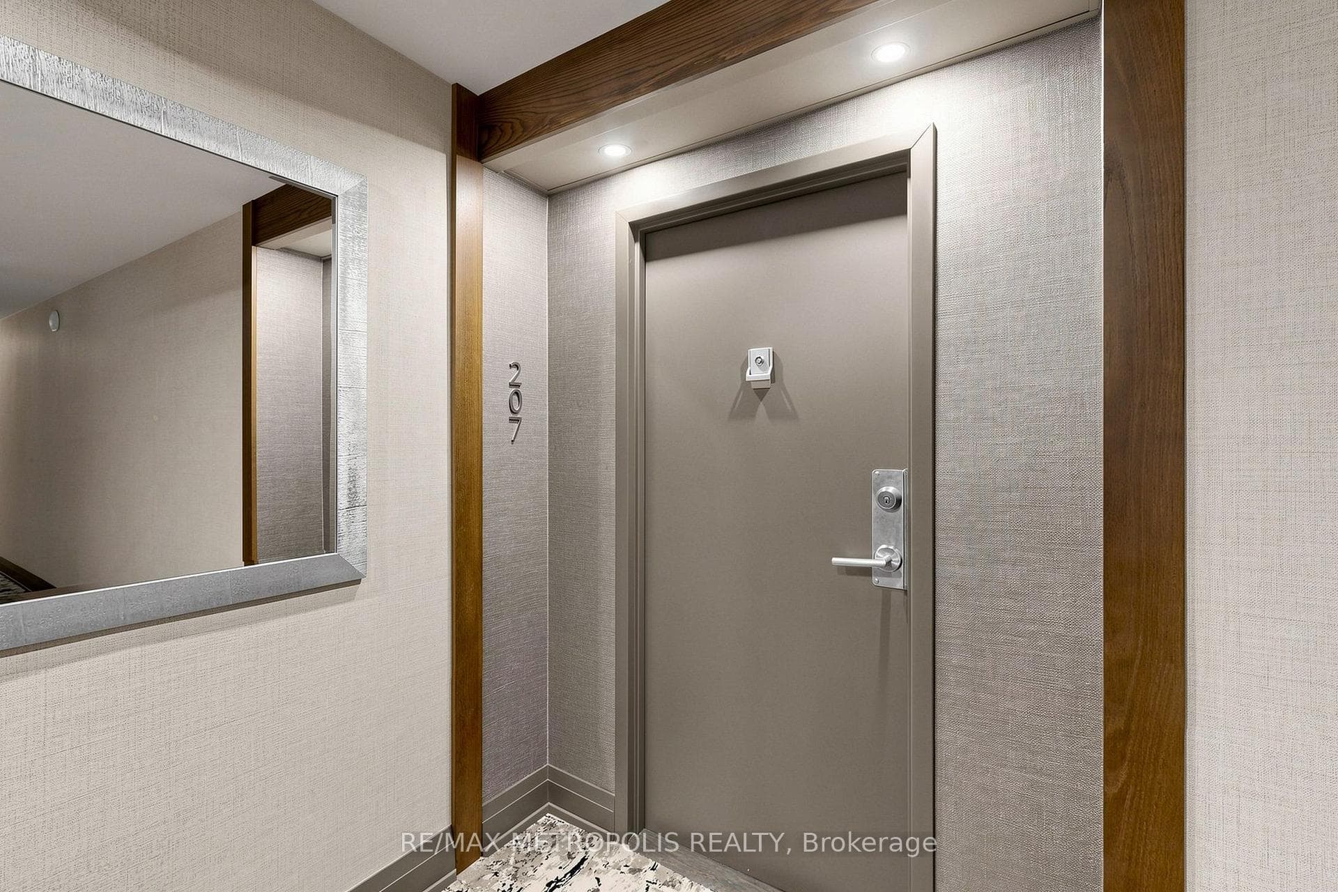 1111 Bough Beeches Boulevard 207, Mississauga, ON L4W 4N1, Mississauga, ON — photo 37 of 49