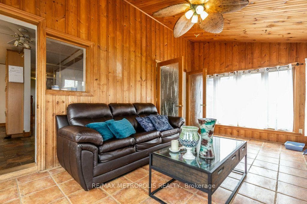 269 Burnett Avenue, Cambridge, ON N1T 1E8, Cambridge, ON — photo 19 of 51