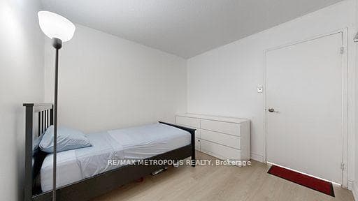 10 Martha Eaton Way 713, Toronto W04, ON M6M 5B3, Toronto W04, ON — photo 17 of 50