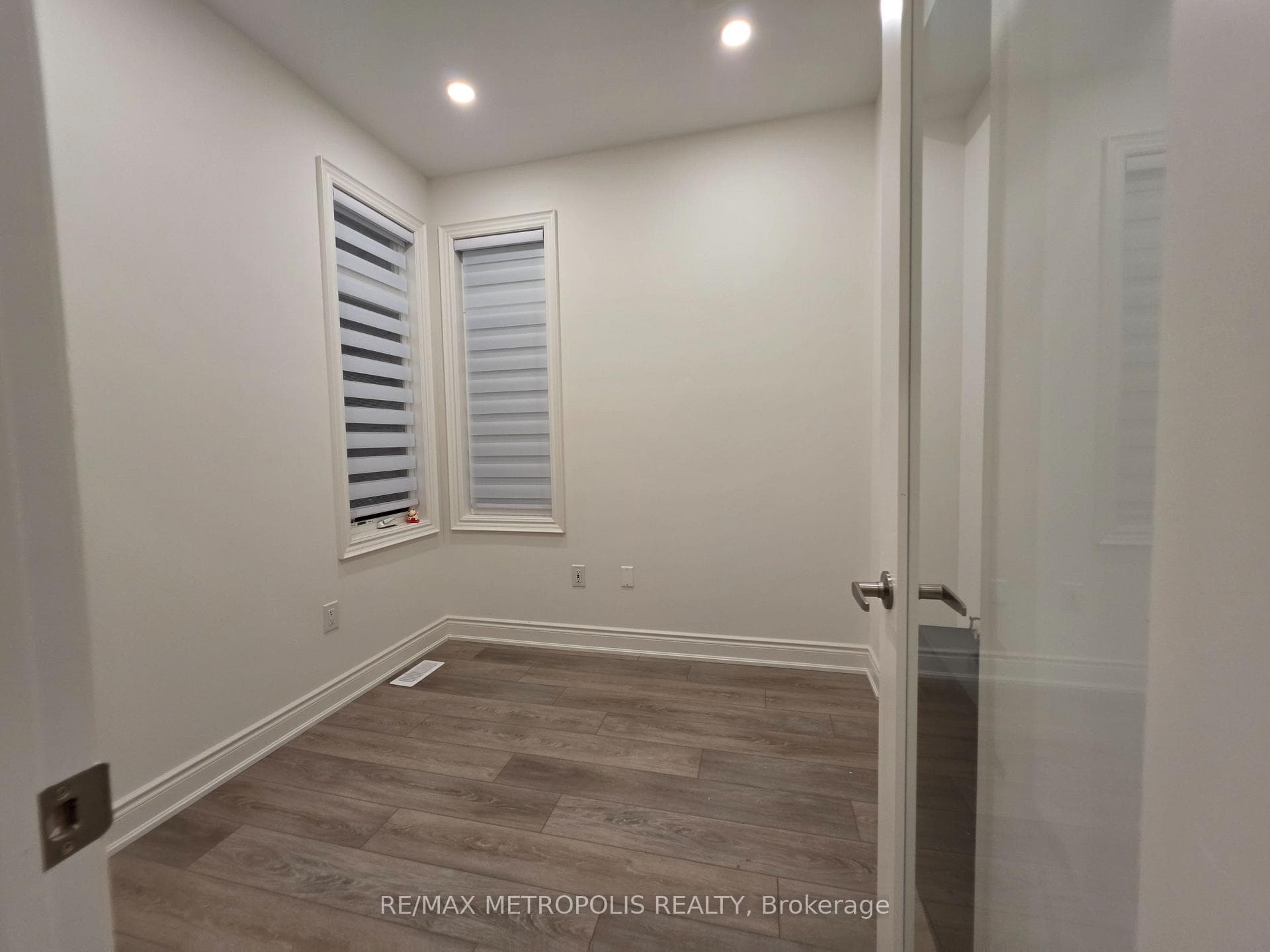 10 Wraggs Road, Bradford West Gwillimbury, ON L3Z 4N1, Bradford West Gwillimbury, ON — photo 52 of 80