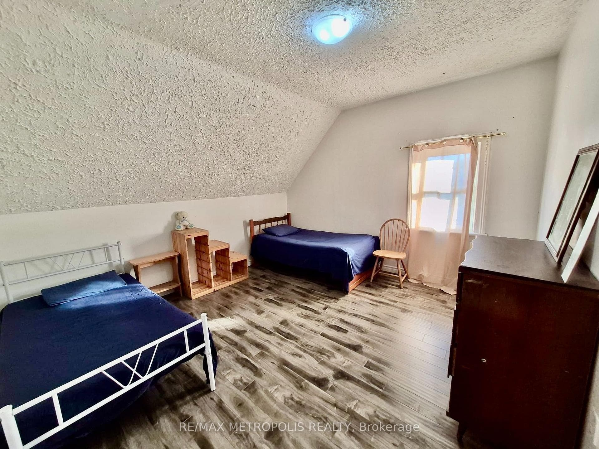 175 Celina Street, Oshawa, ON L1H 4N3, Oshawa, ON — photo 5 of 83