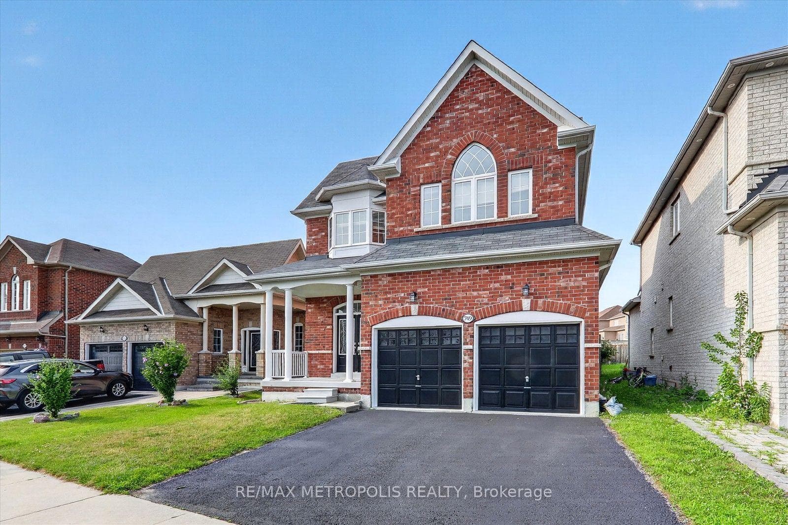 749 Black Cherry Drive, Oshawa, ON L1K 0P4, Oshawa, ON — photo 2 of 41