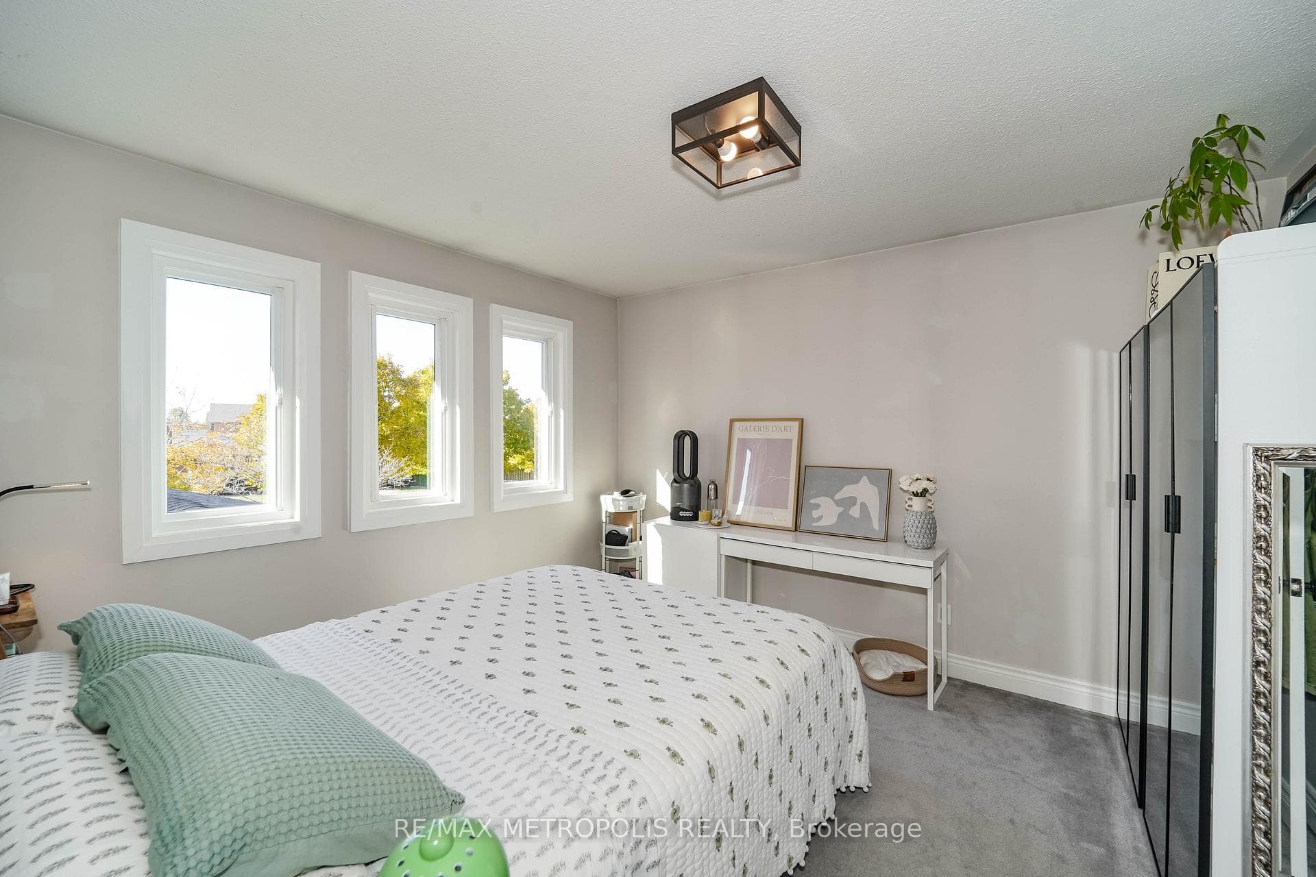 4392 Grassland Crescent, Mississauga, ON L5V 1E2, Mississauga, ON — photo 26 of 57