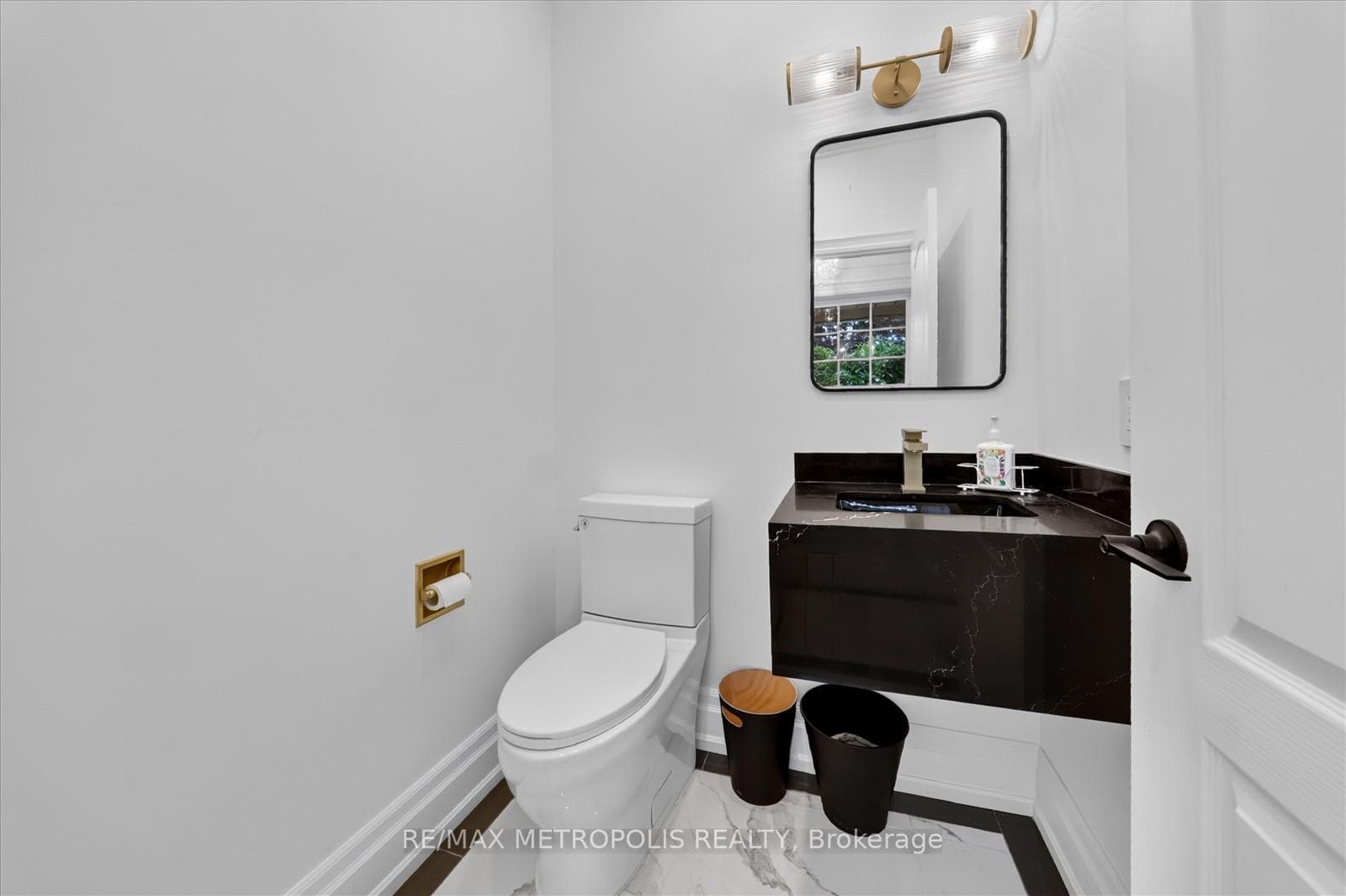 42 Peter Street, Markham, ON L3P 2A6, Markham, ON — photo 16 of 48