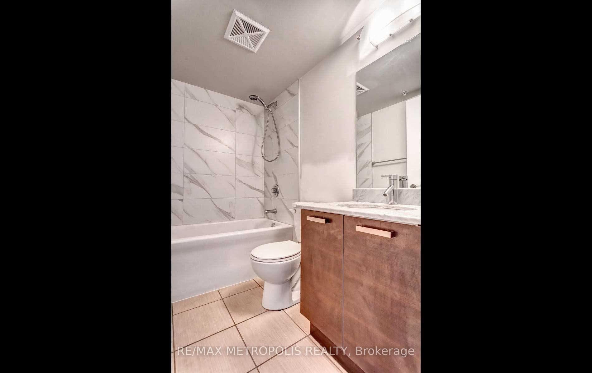 36 Lisgar Street 712E, Toronto, ON M6J 0C7, Toronto C01, ON — photo 19 of 25