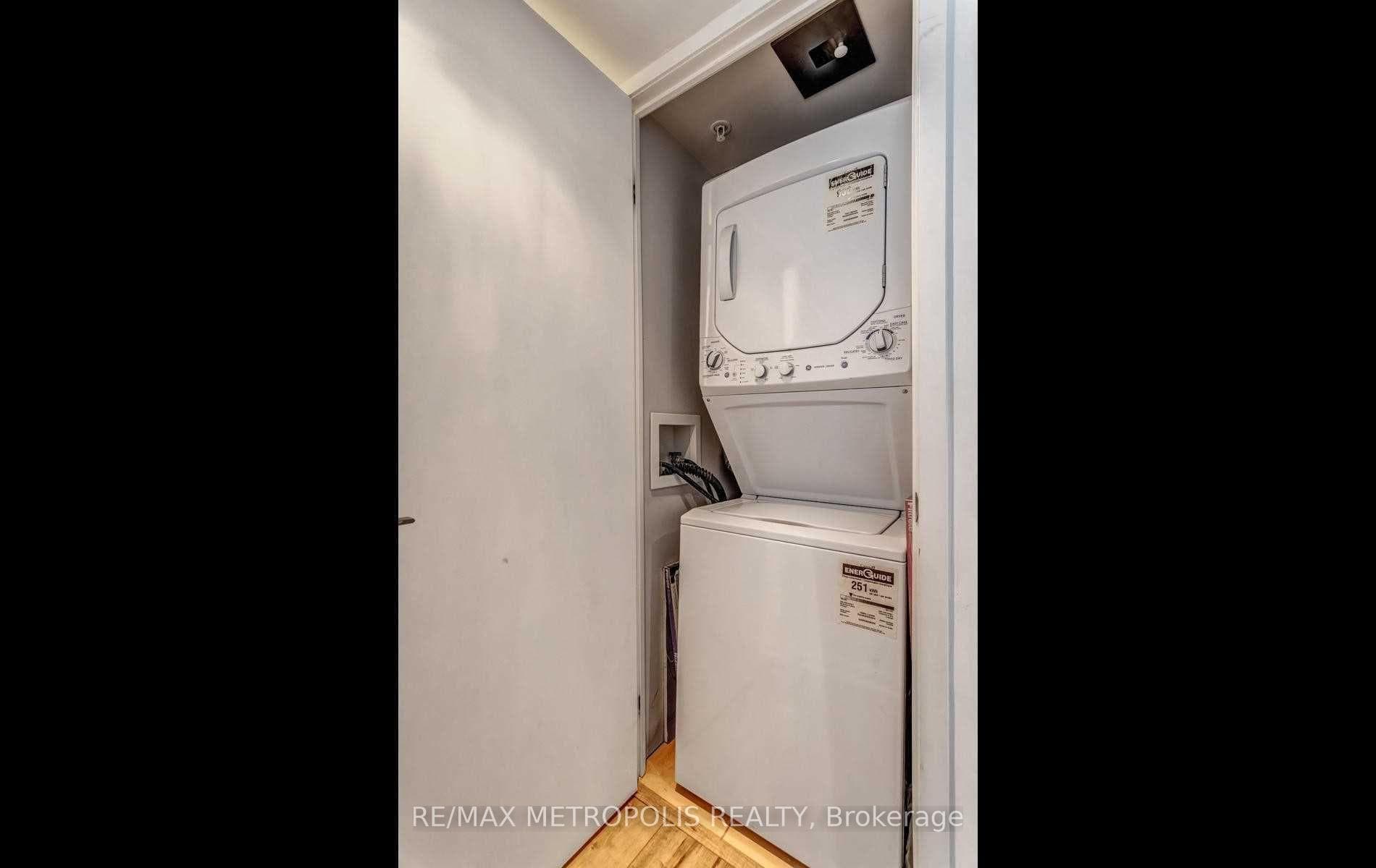 36 Lisgar Street 712E, Toronto, ON M6J 0C7, Toronto C01, ON — photo 20 of 25