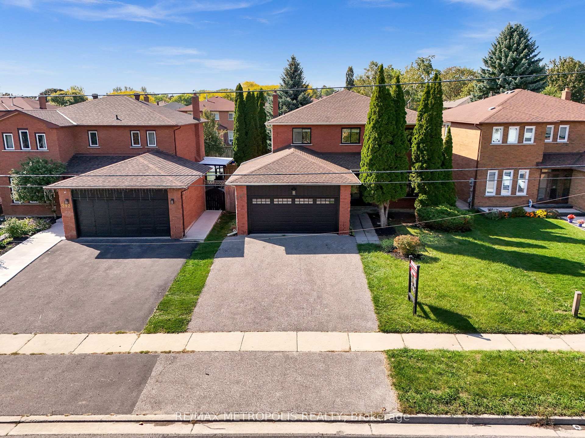 296 Thornton Road N, Oshawa, ON L1J 6T7, Oshawa, ON — photo 50 of 50