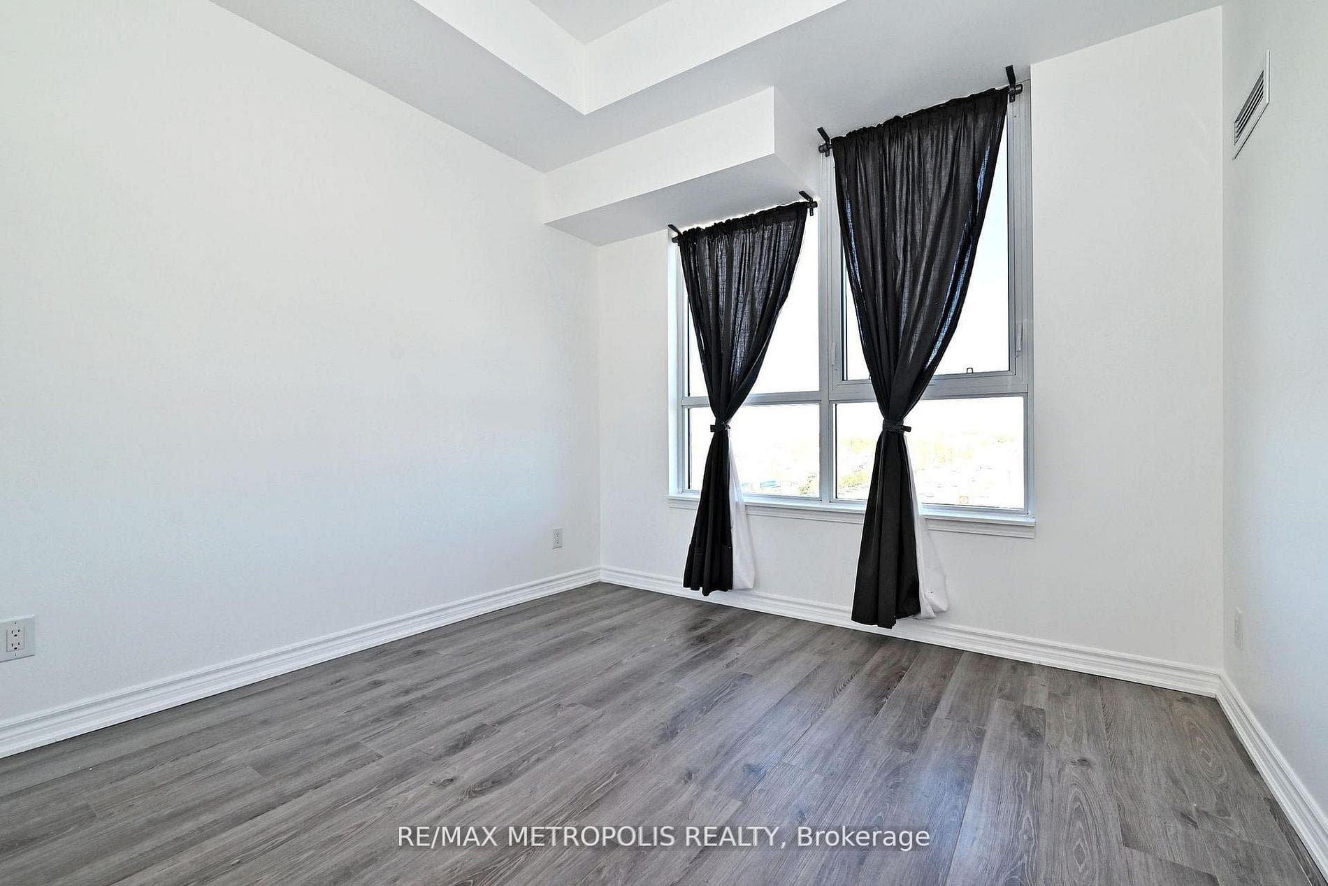 11611 Yonge Street 809, Richmond Hill, ON L4E 1G2, Richmond Hill, ON — photo 24 of 51