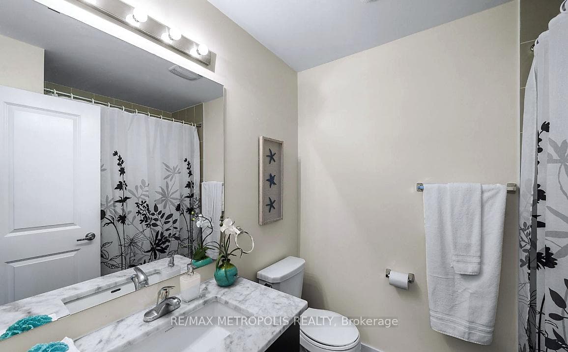 2521 Castlegate Crossing, Pickering, ON L1X 0H7, Pickering, ON — photo 3 of 33