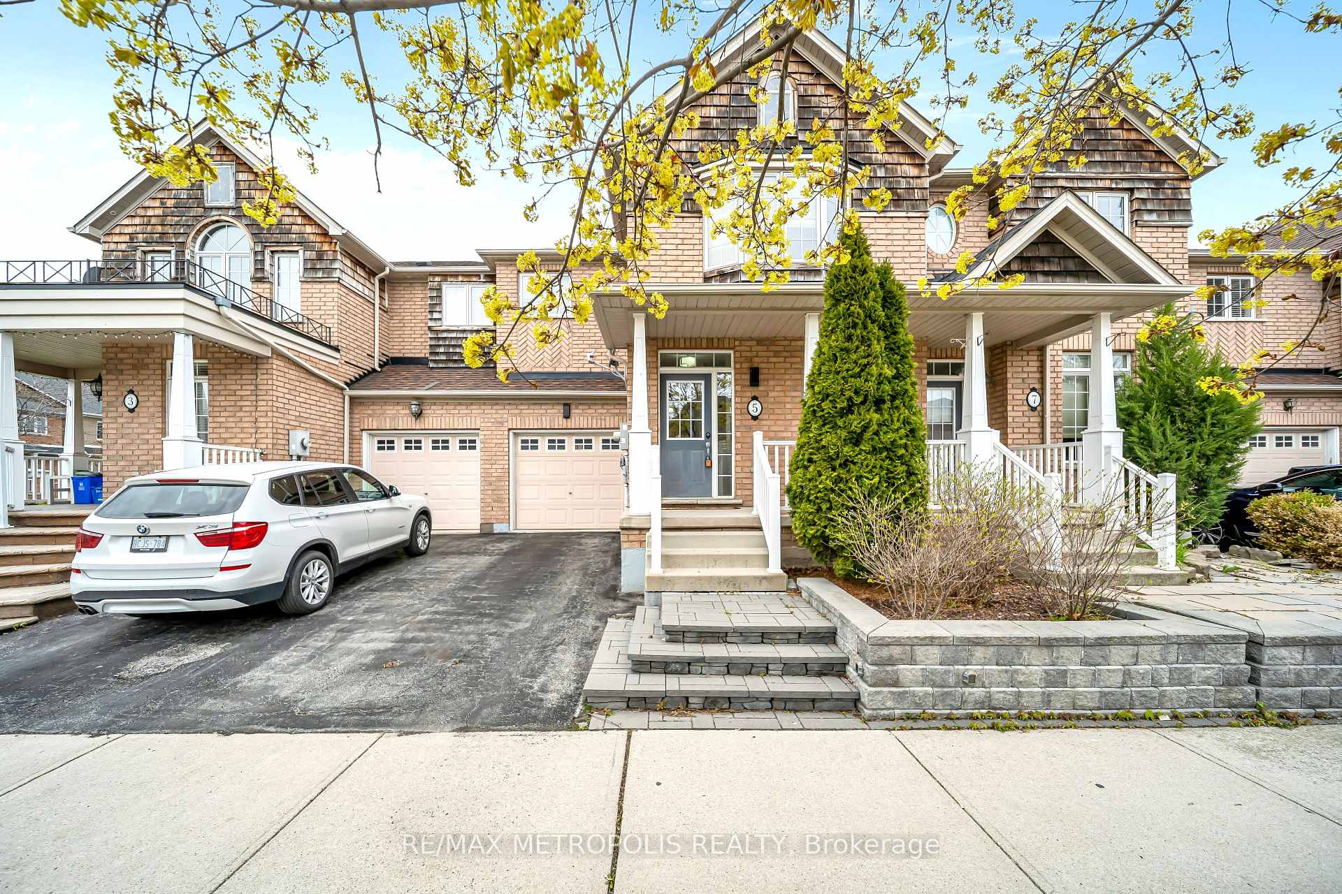 5 Westhampton Way, Hamilton, ON L8E 6C8, Hamilton, ON — photo 4 of 48