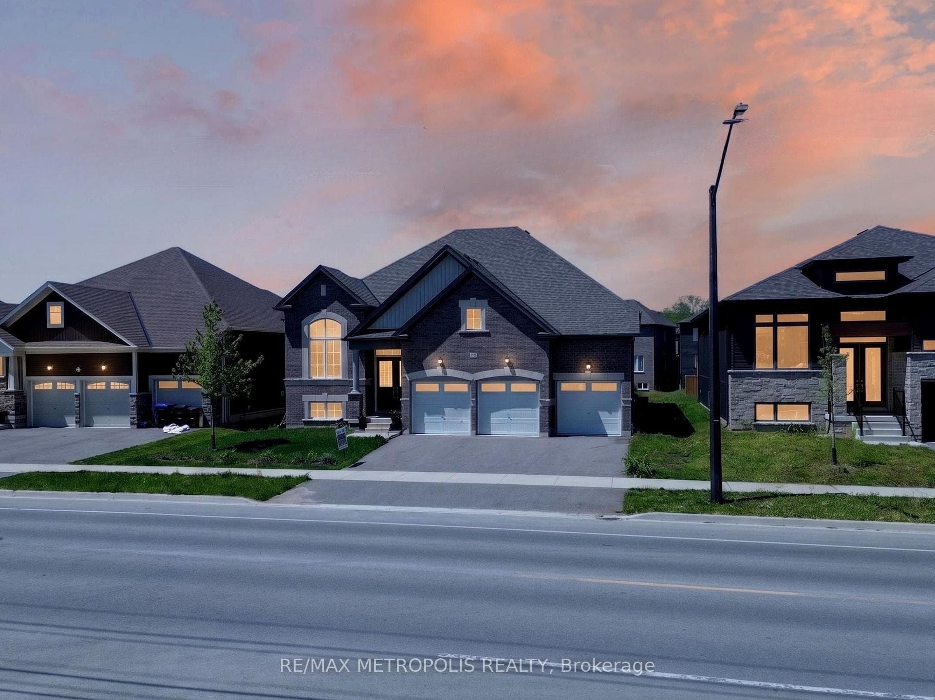 298 Ramblewood Drive, Wasaga Beach, ON L9Z 2B2, Wasaga Beach, ON — photo 4 of 50
