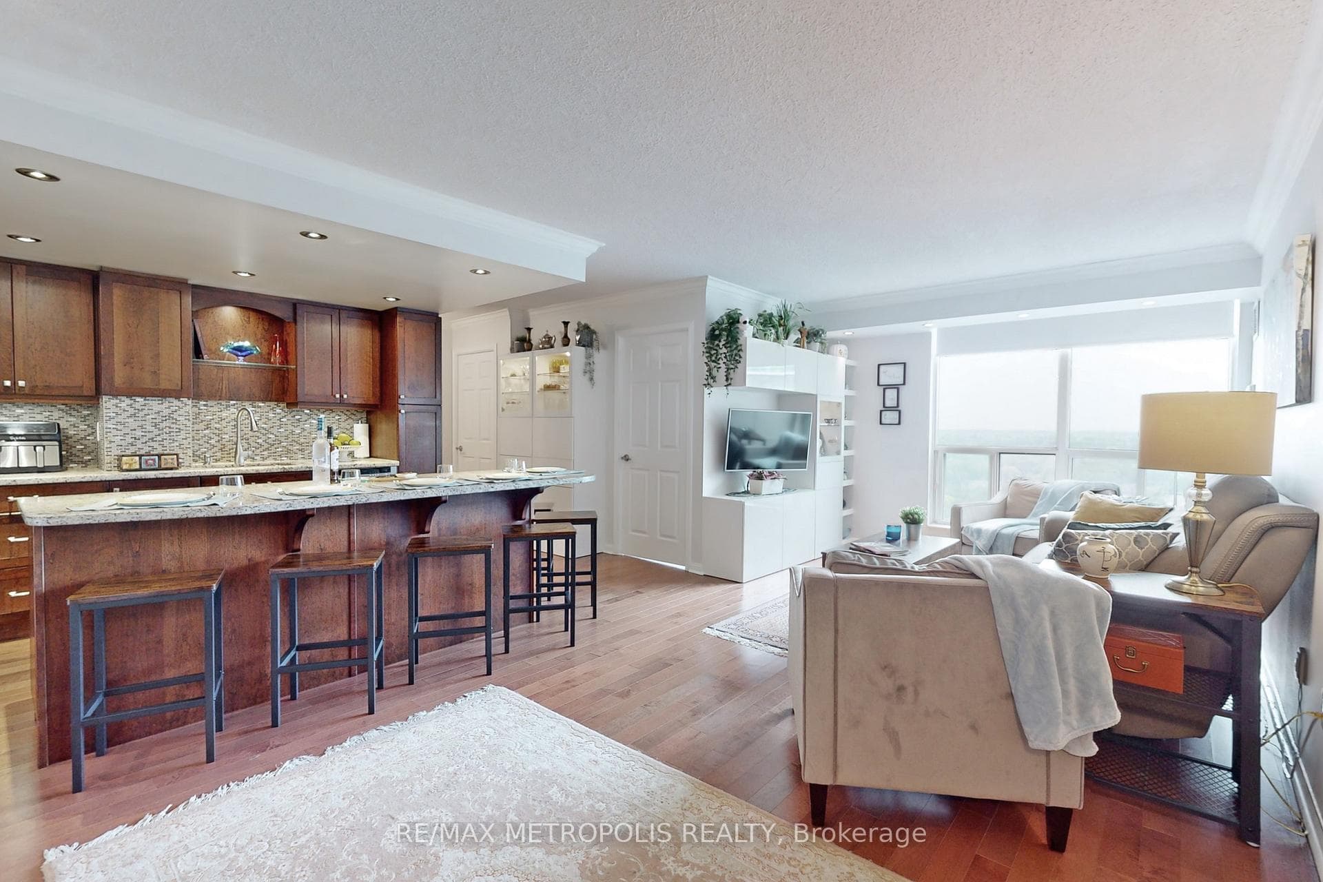 23 Lorraine Drive 1906, Toronto, ON M2N 6Z6, Toronto C07, ON — photo 19 of 45