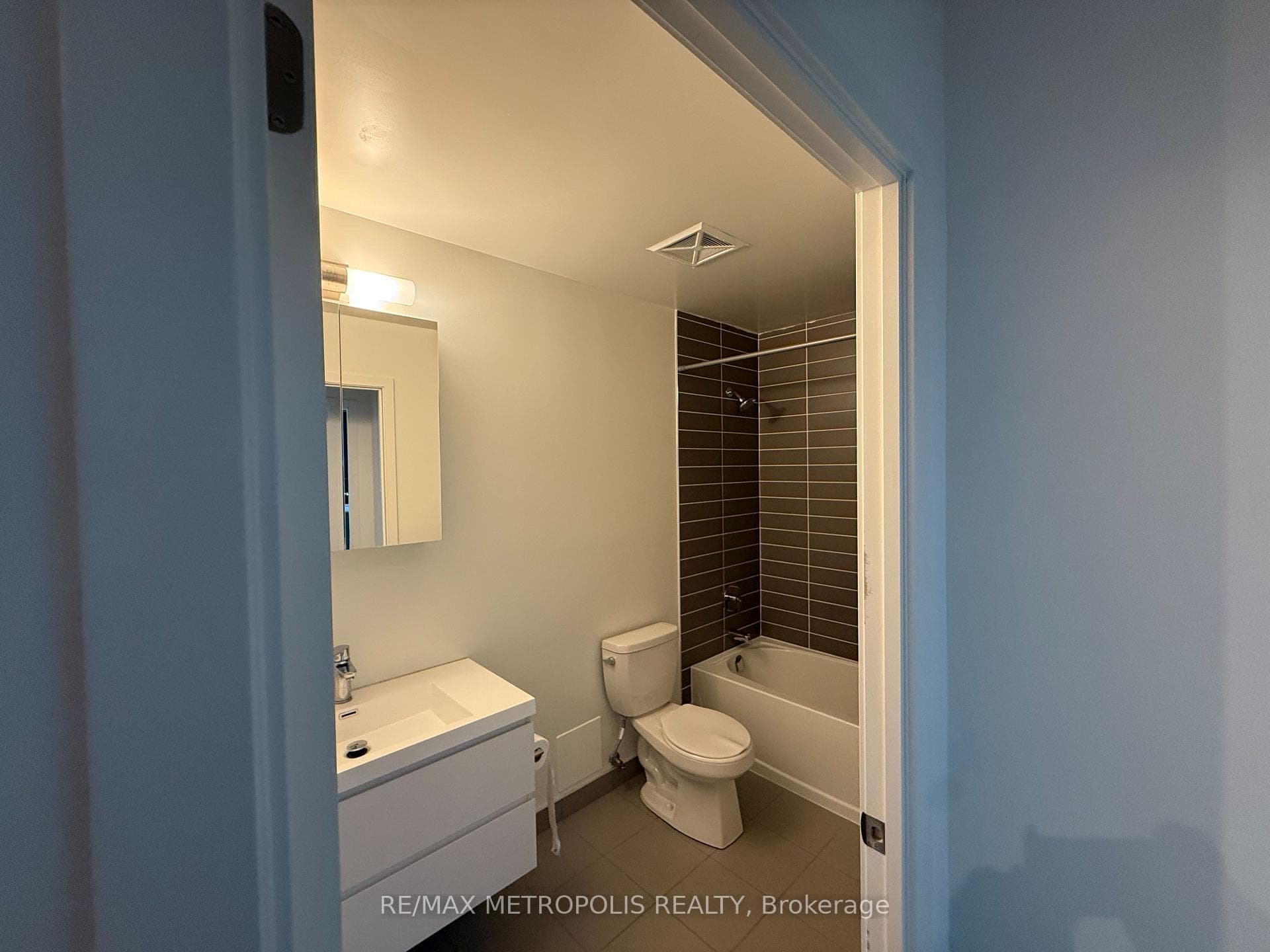 292 Verdale Crossing 1814, Markham, ON L6G 0H6, Markham, ON — photo 10 of 29
