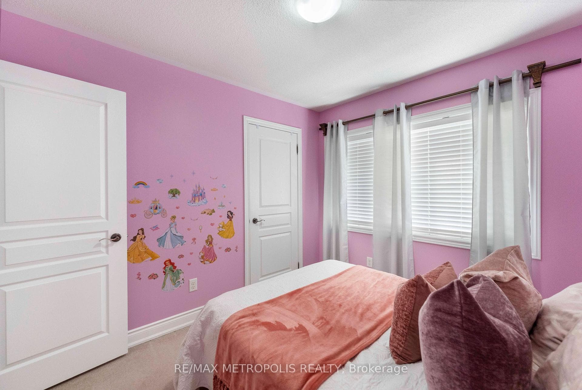 2 Brentwick Drive, Brampton, ON L6X 3B3, Brampton, ON — photo 11 of 106