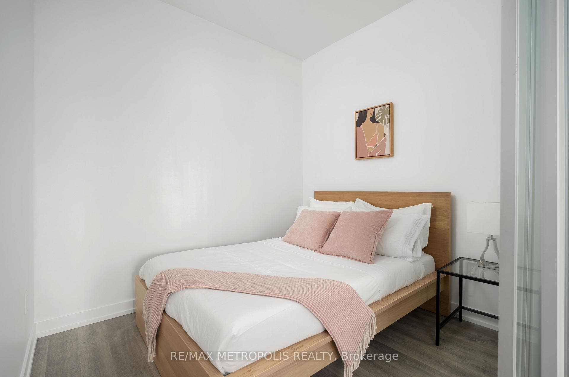2300 St Clair Avenue W 307, Toronto, ON M6N 0B3, Toronto W02, ON — photo 11 of 41