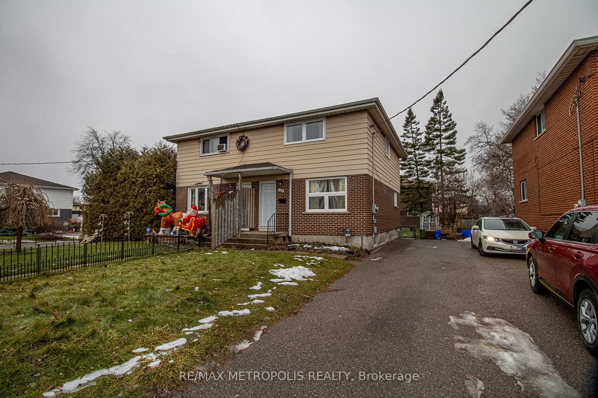 1098 Cedar Street, Oshawa, ON L1J 3R9, Oshawa, ON — photo 2 of 51
