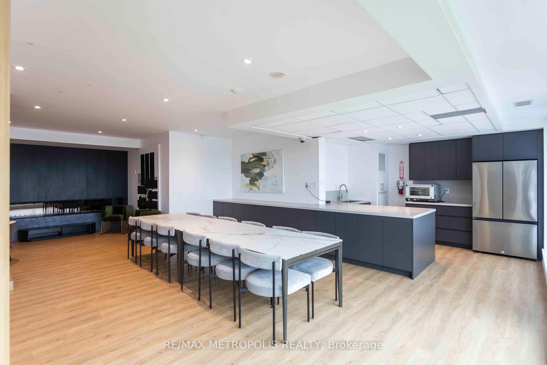 55 East Liberty Street 507, Toronto, ON M6K 3P9, Toronto C01, ON — photo 4 of 16