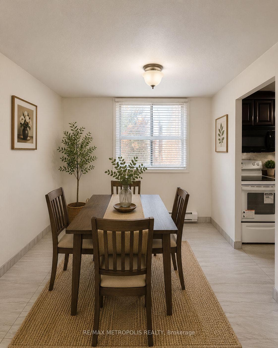 1445 Wilson Avenue 202, Toronto, ON M3M 1J5, Toronto W05, ON — photo 1 of 17