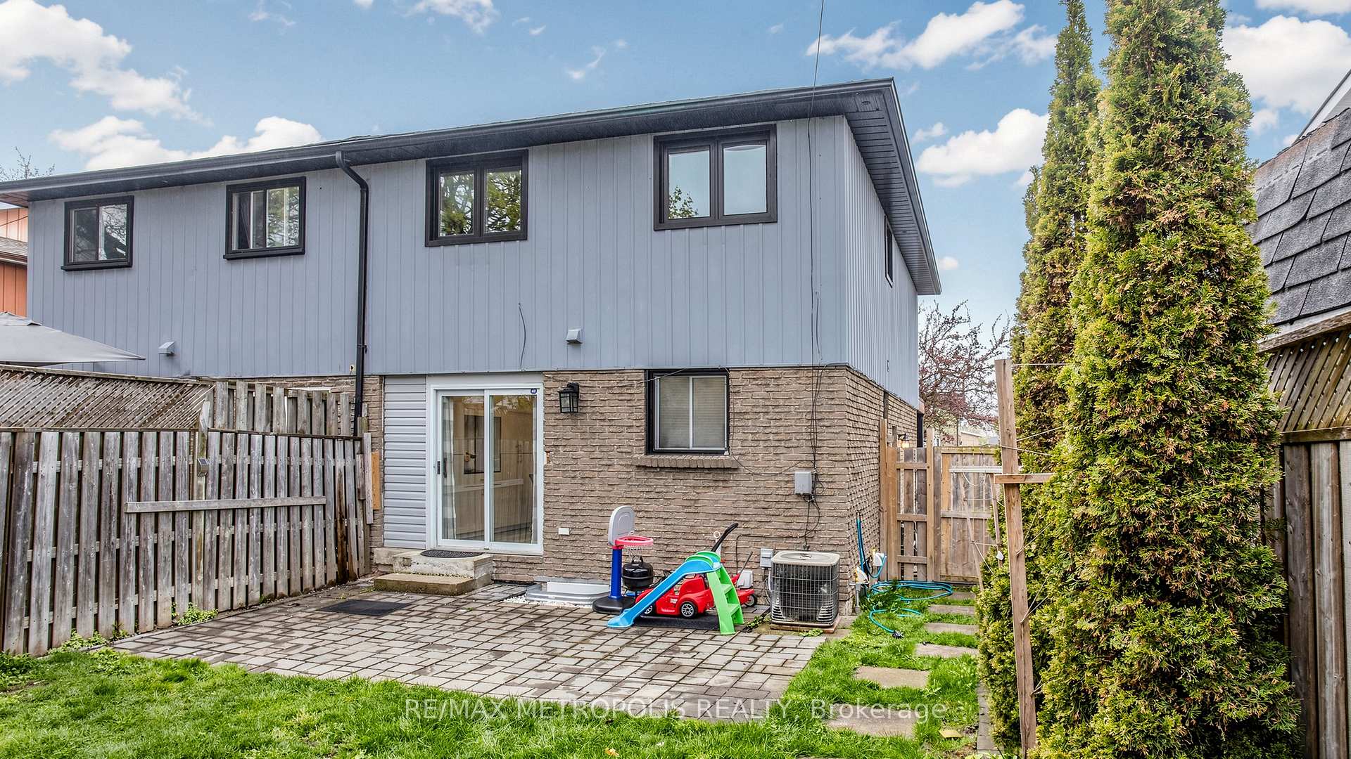 334 Killarney Court, Oshawa, ON L1J 6C7, Oshawa, ON — photo 32 of 39