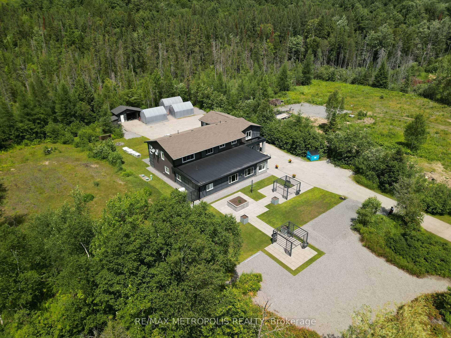 62 South Mary Lake Road S, Huntsville, ON P0B 1L0, Huntsville, ON — photo 3 of 47