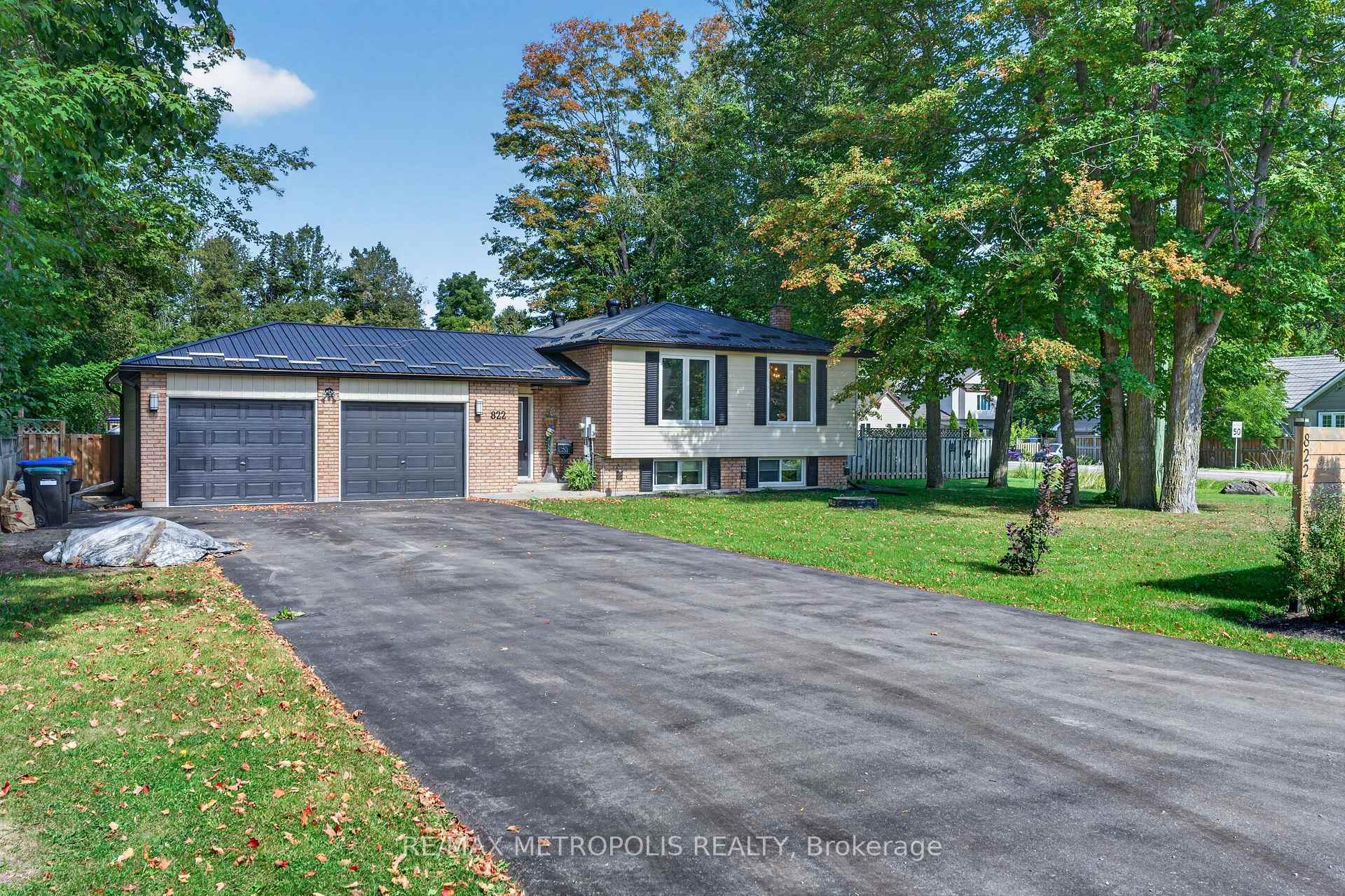822 10th Line, Innisfil, ON L9S 3N9, Innisfil, ON — photo 1 of 45
