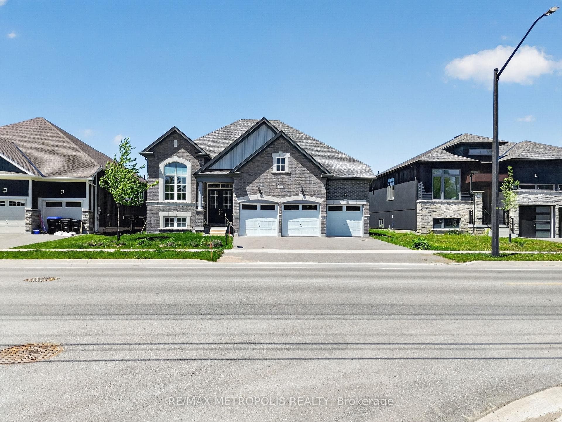 298 Ramblewood Drive, Wasaga Beach, ON L9Z 2B2, Wasaga Beach, ON — photo 2 of 50