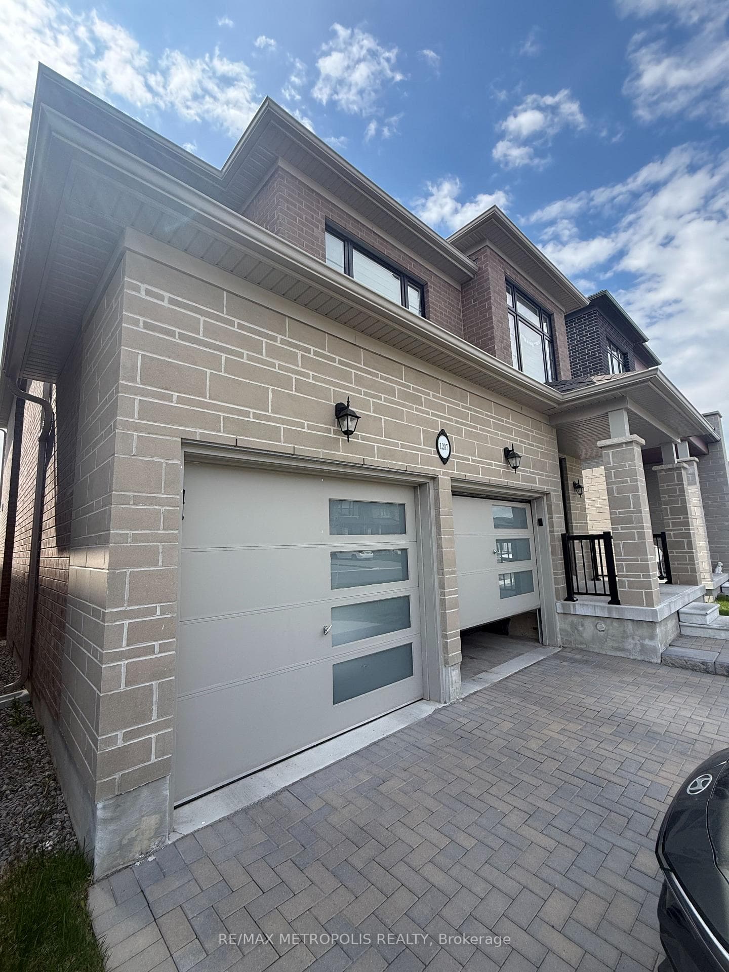 1207 Wilmington Avenue, Oshawa, ON L1L 0T4, Oshawa, ON — photo 3 of 12