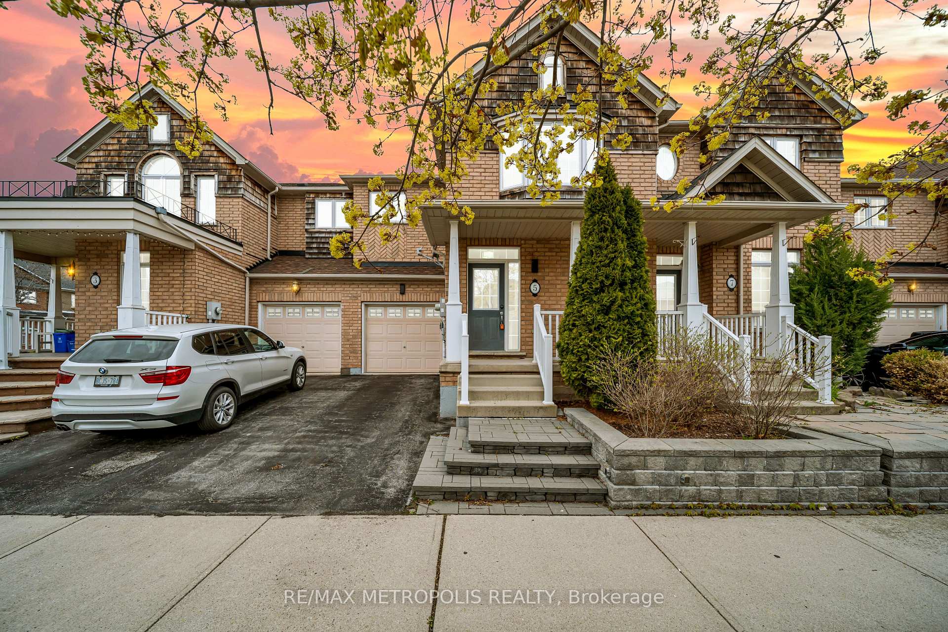5 Westhampton Way, Hamilton, ON L8E 6C8, Hamilton, ON — photo 1 of 48