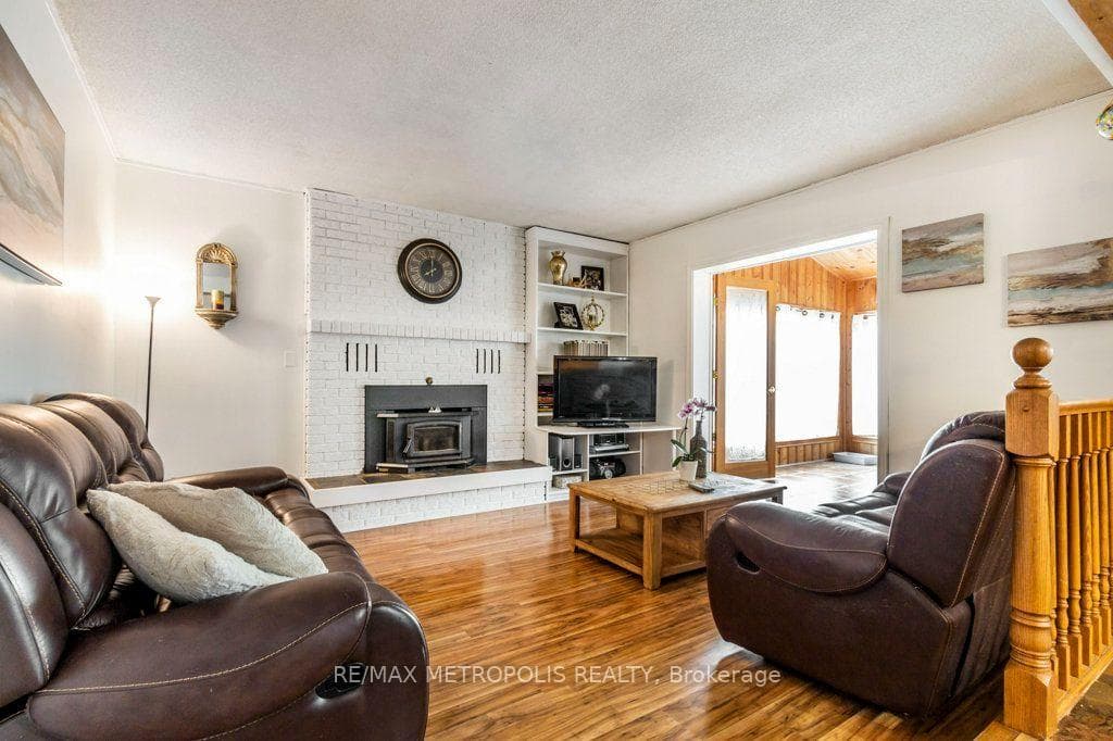 269 Burnett Avenue, Cambridge, ON N1T 1E8, Cambridge, ON — photo 14 of 51