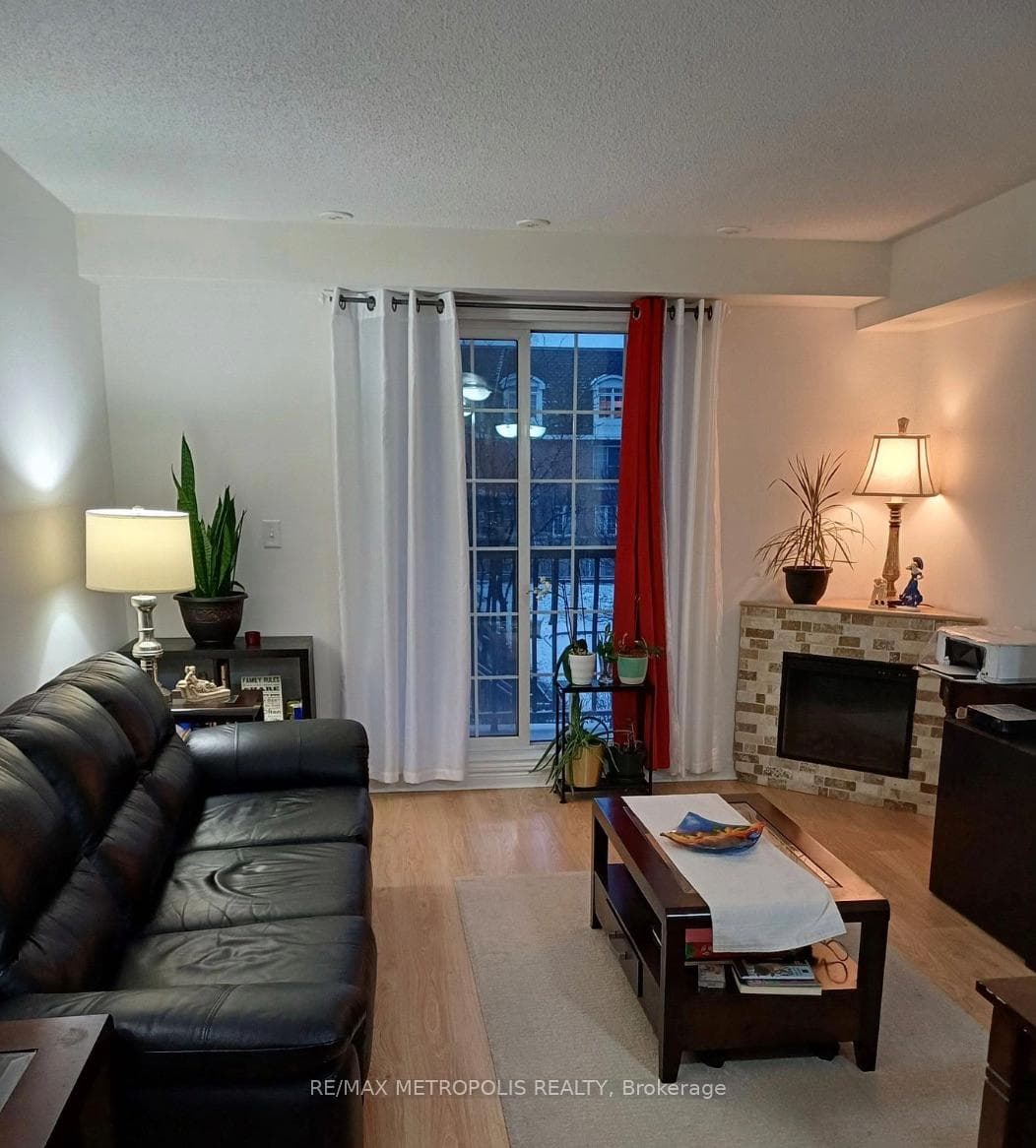 45 Cedarcroft Boulevard 12, Toronto, ON M2R 3Y2, Toronto C07, ON — photo 13 of 22