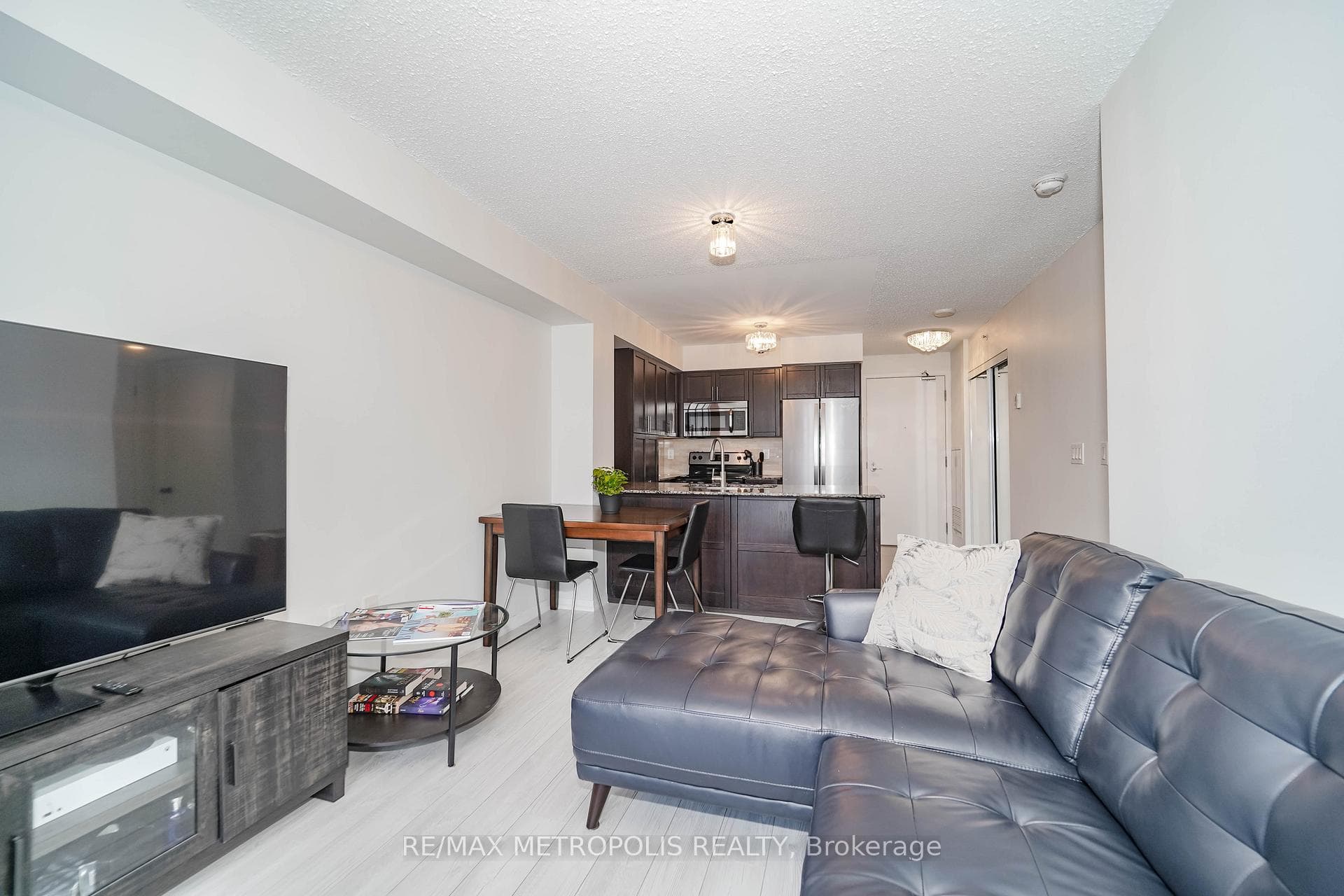800 Lawrence Avenue W 415, Toronto, ON M6A 0B1, Toronto W04, ON — photo 26 of 72