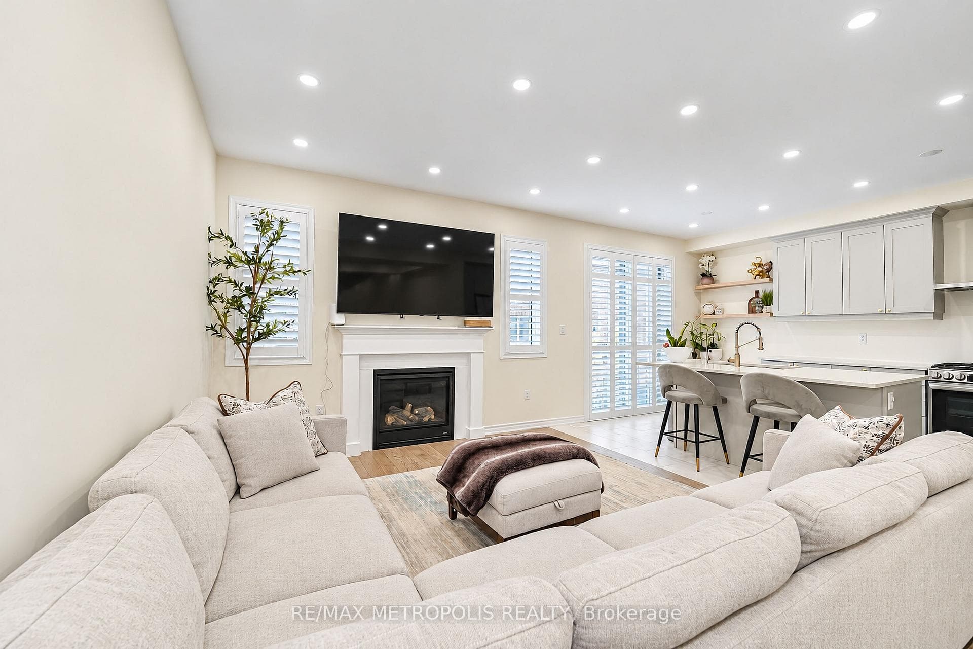3237 Turnstone Boulevard, Pickering, ON L1X 0N3, Pickering, ON — photo 19 of 45