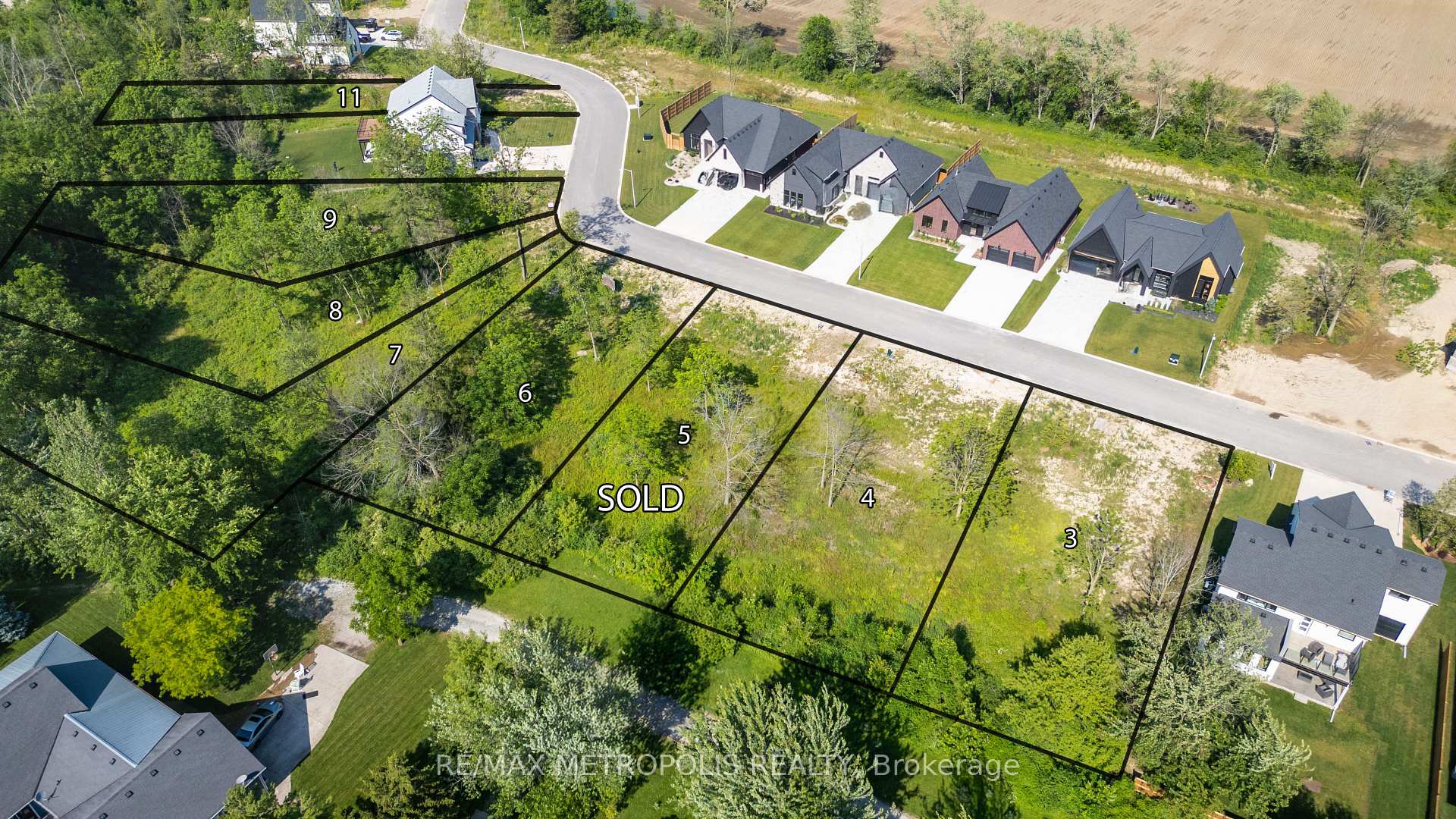7035 Blue Coast Heights, Plympton-Wyoming, ON N0N 1E0, Plympton-Wyoming, ON — photo 5 of 50