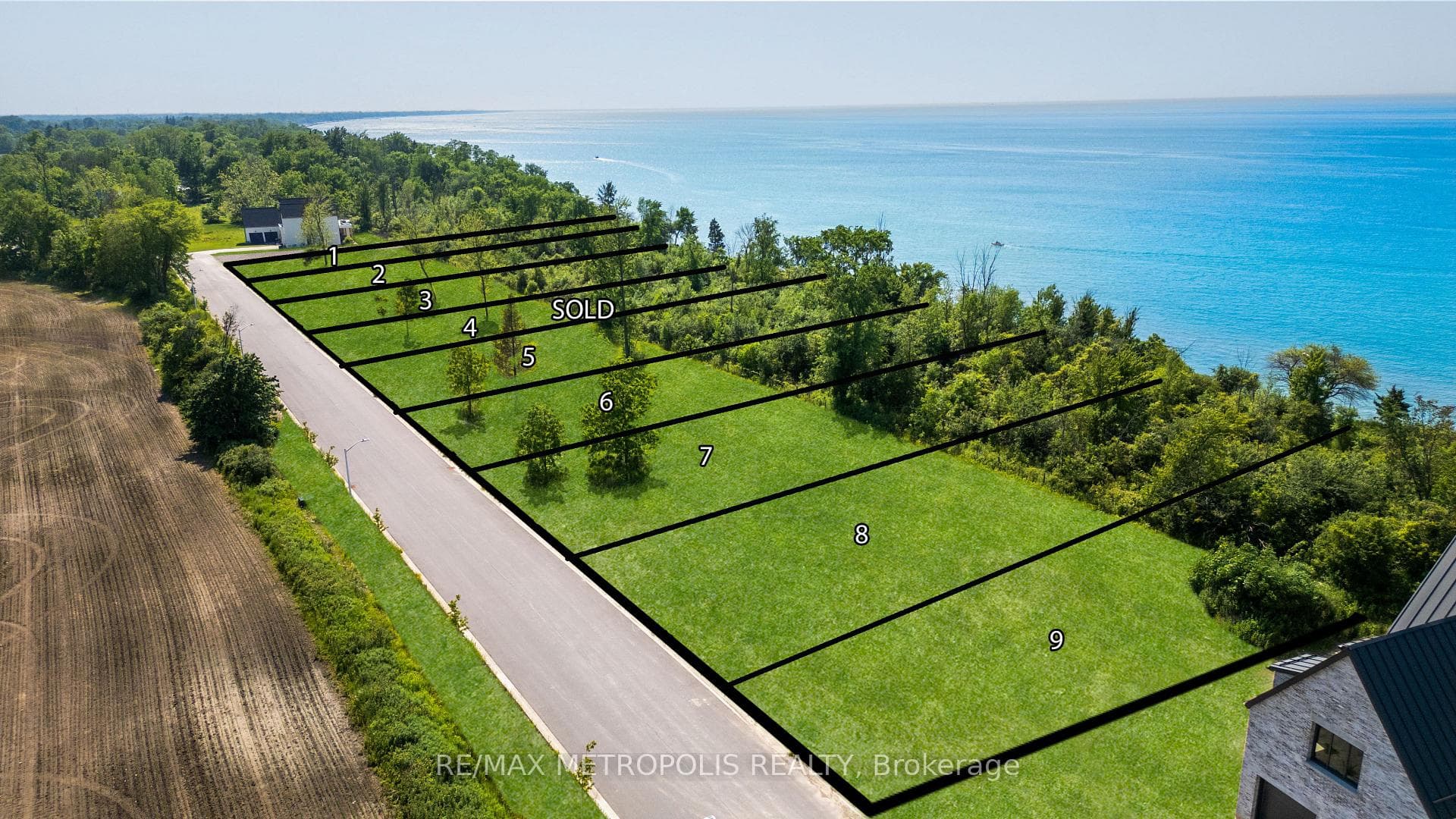7041 Blue Coast Heights, Plympton-Wyoming, ON N0N 1E0, Plympton-Wyoming, ON — photo 37 of 50