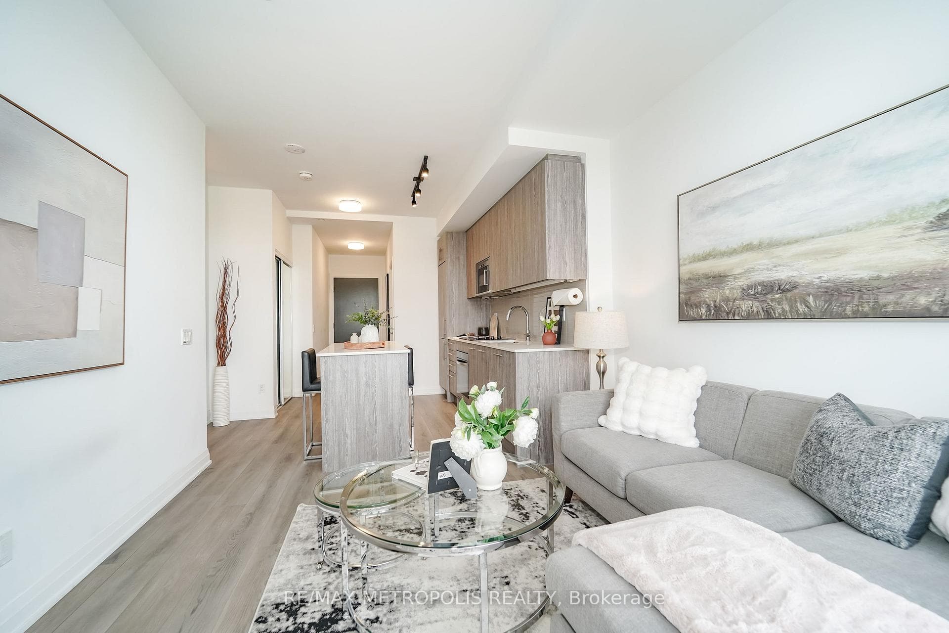 286 Main Street 421, Toronto, ON M4C 0B3, Toronto E02, ON — photo 9 of 40