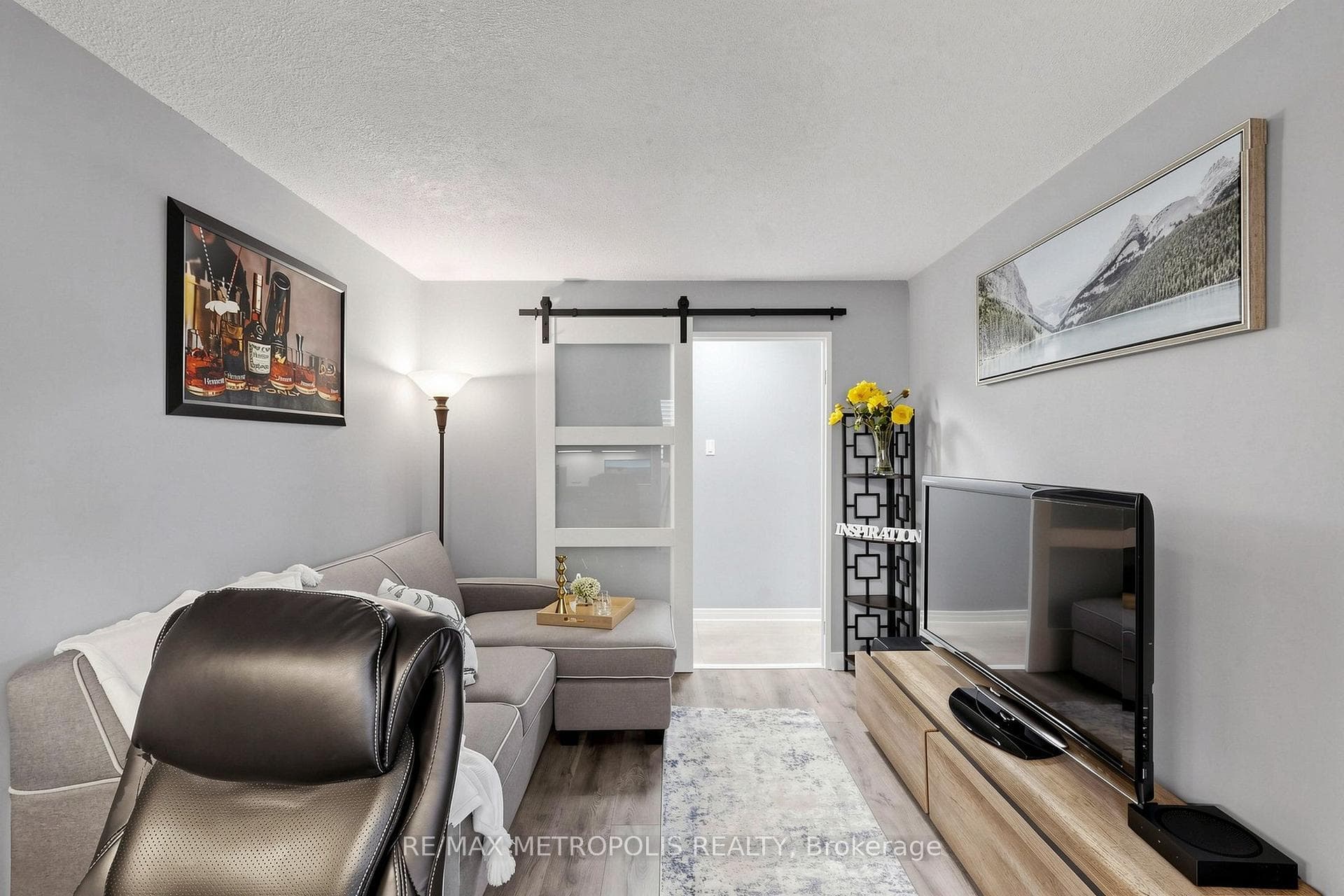 1111 Bough Beeches Boulevard 207, Mississauga, ON L4W 4N1, Mississauga, ON — photo 31 of 49