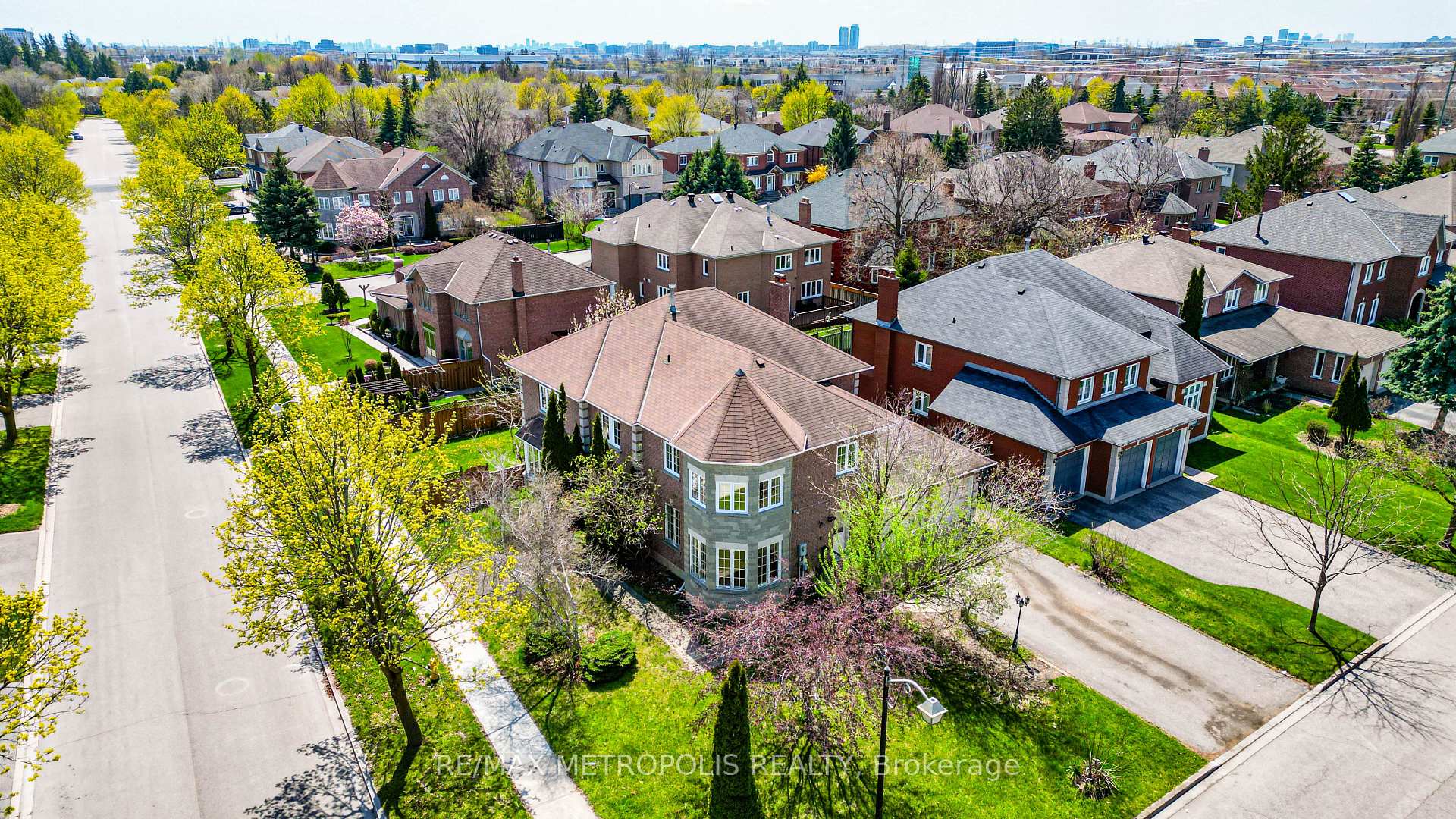 2 Schooner Court, Markham, ON L6C 1R2, Markham, ON — photo 6 of 50