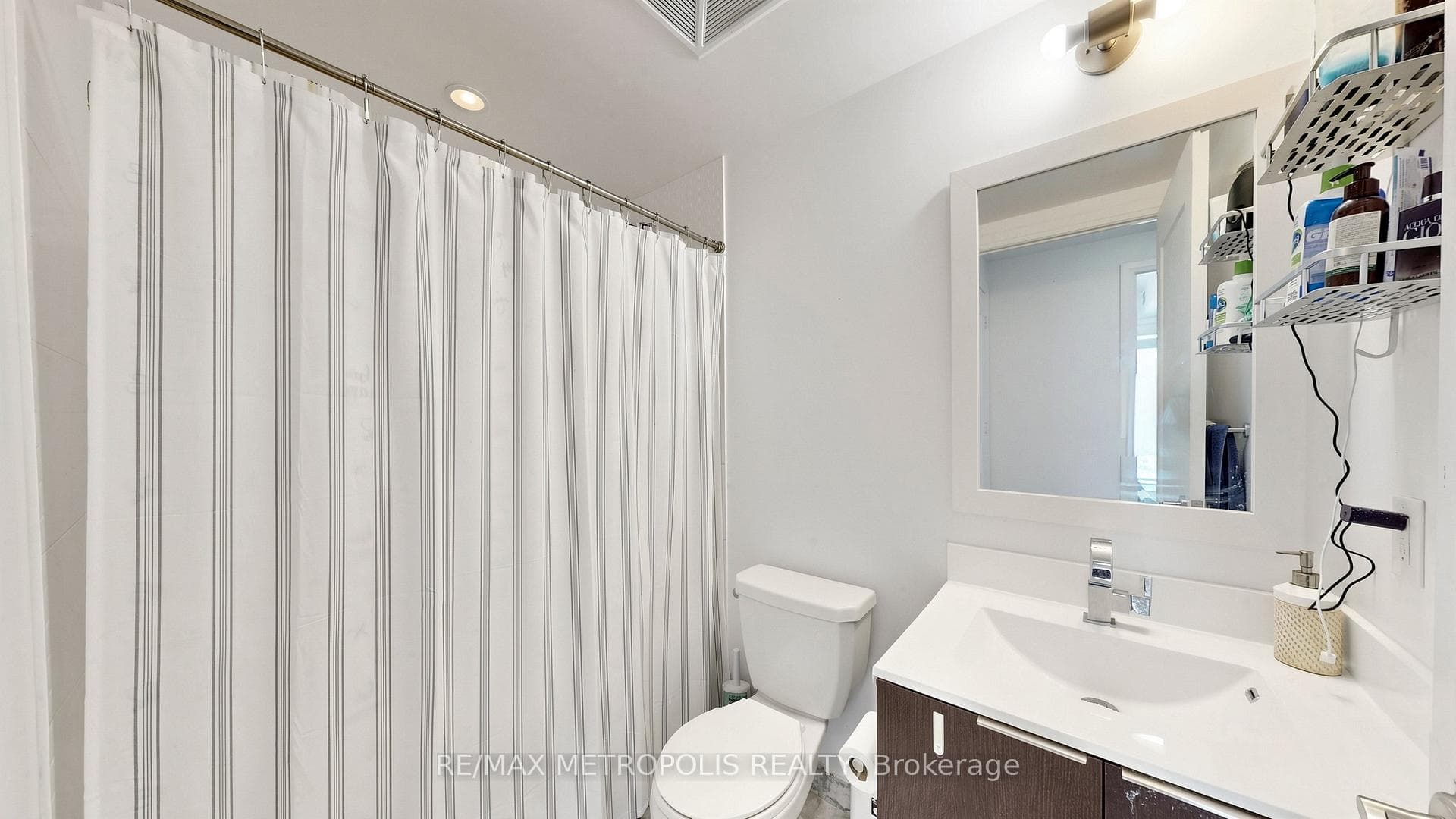 56 Annie Craig Drive 3307, Toronto, ON M8V 0C8, Toronto W06, ON — photo 49 of 103