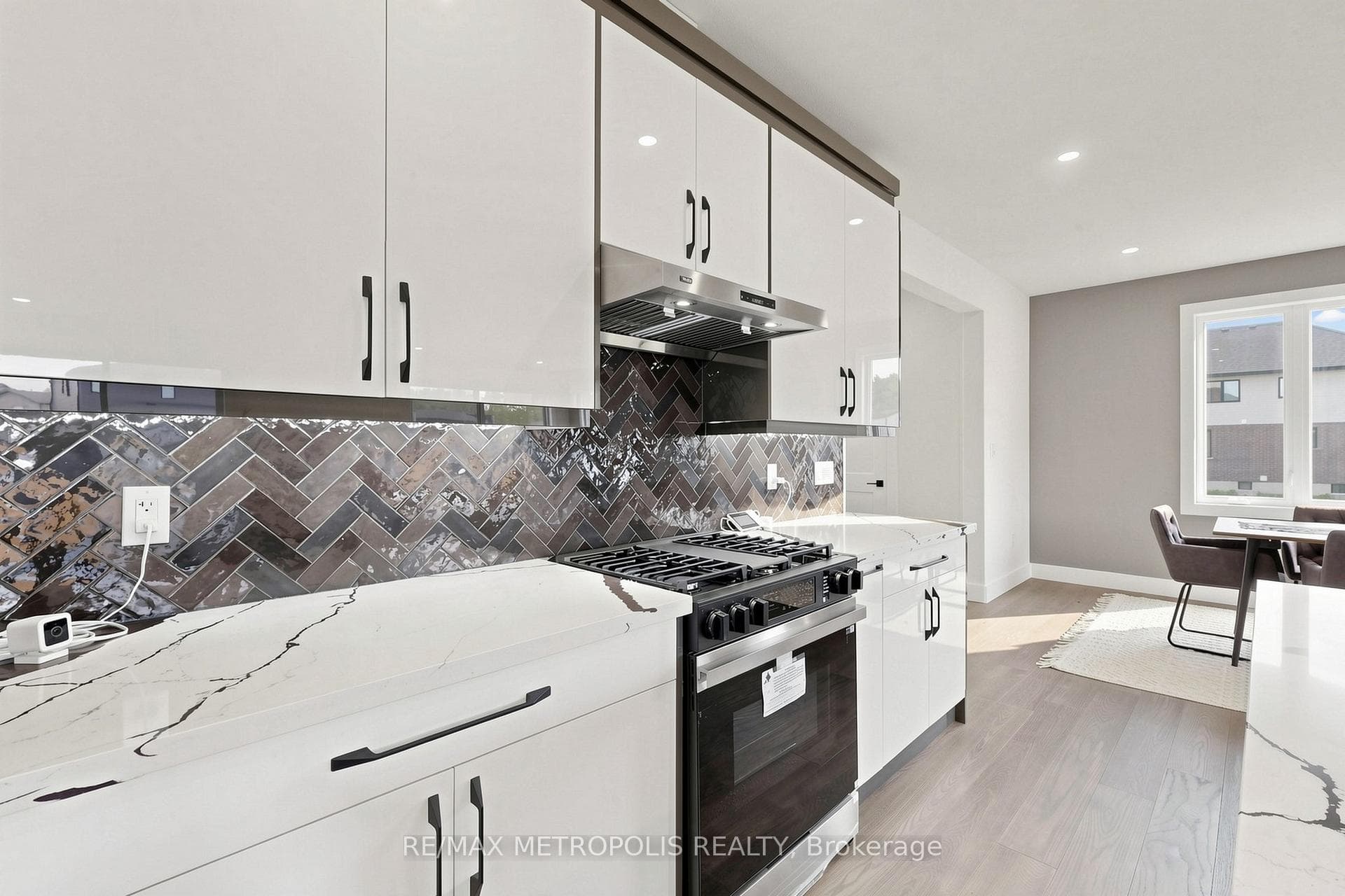 604 Chelton Road, London South, ON N6M 0H7, London South, ON — photo 13 of 50