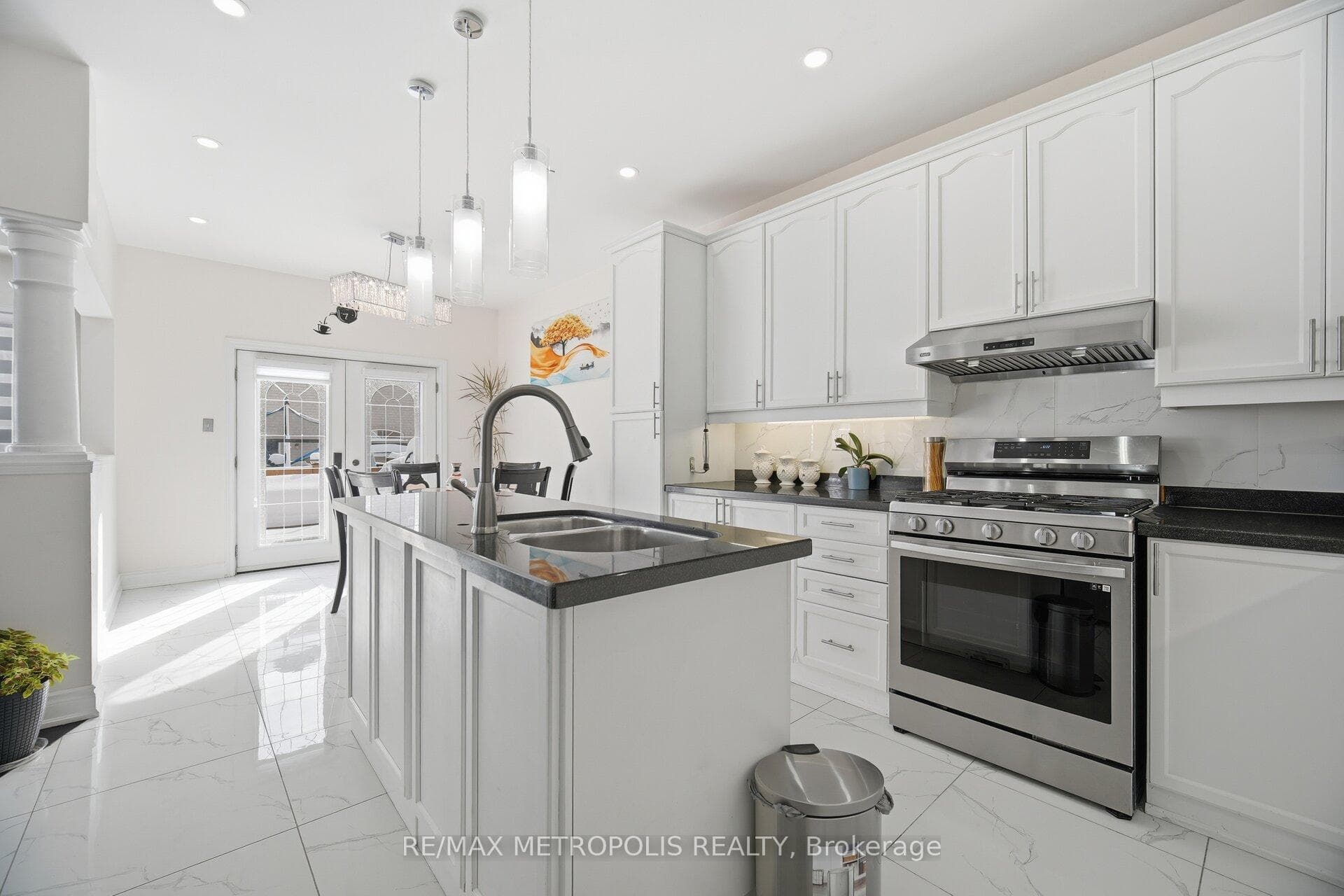 43 El Camino Way, Brampton, ON L7A 3C4, Brampton, ON — photo 12 of 52